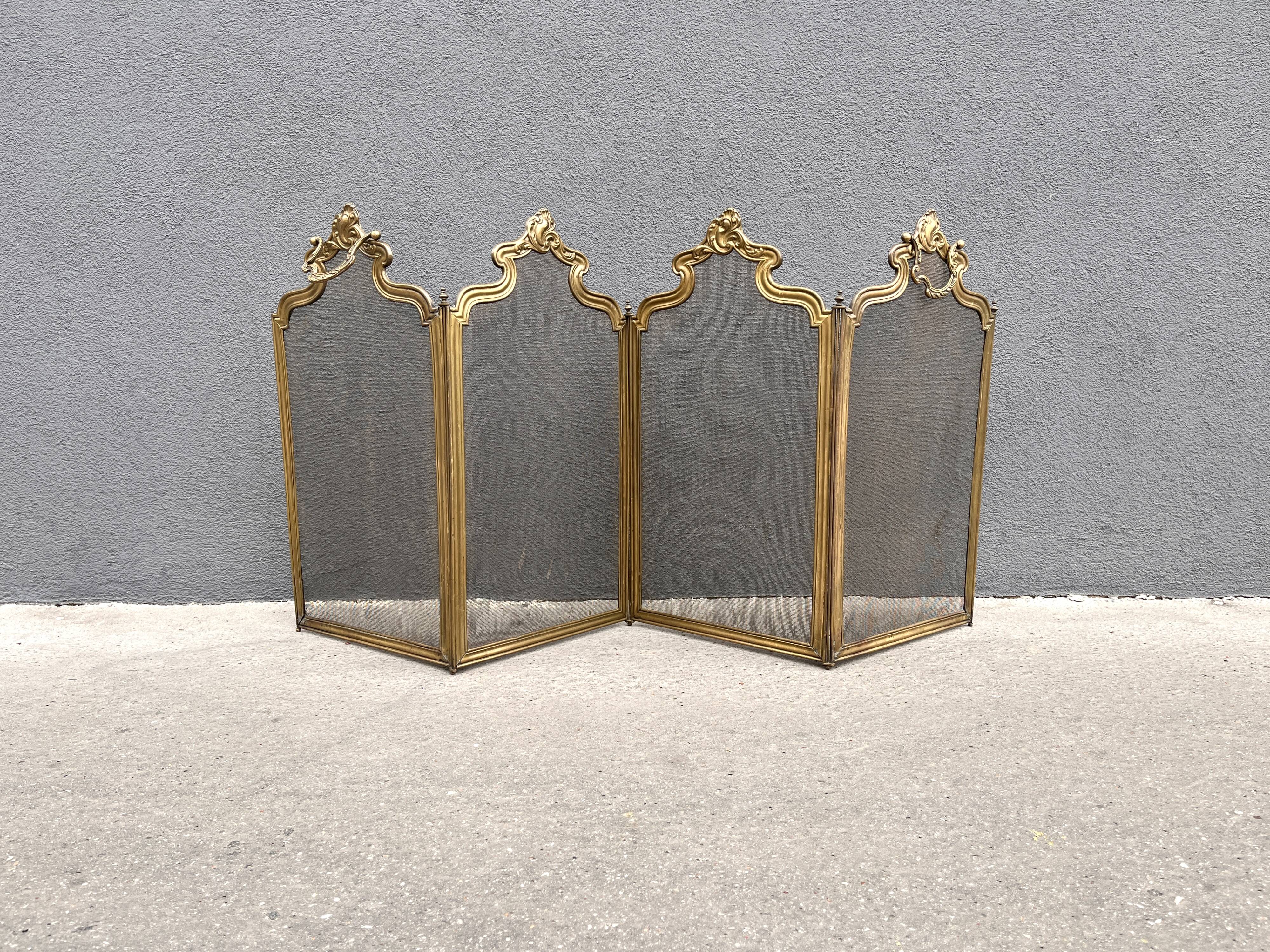 19th century Art Nouveau brass fireplace screen