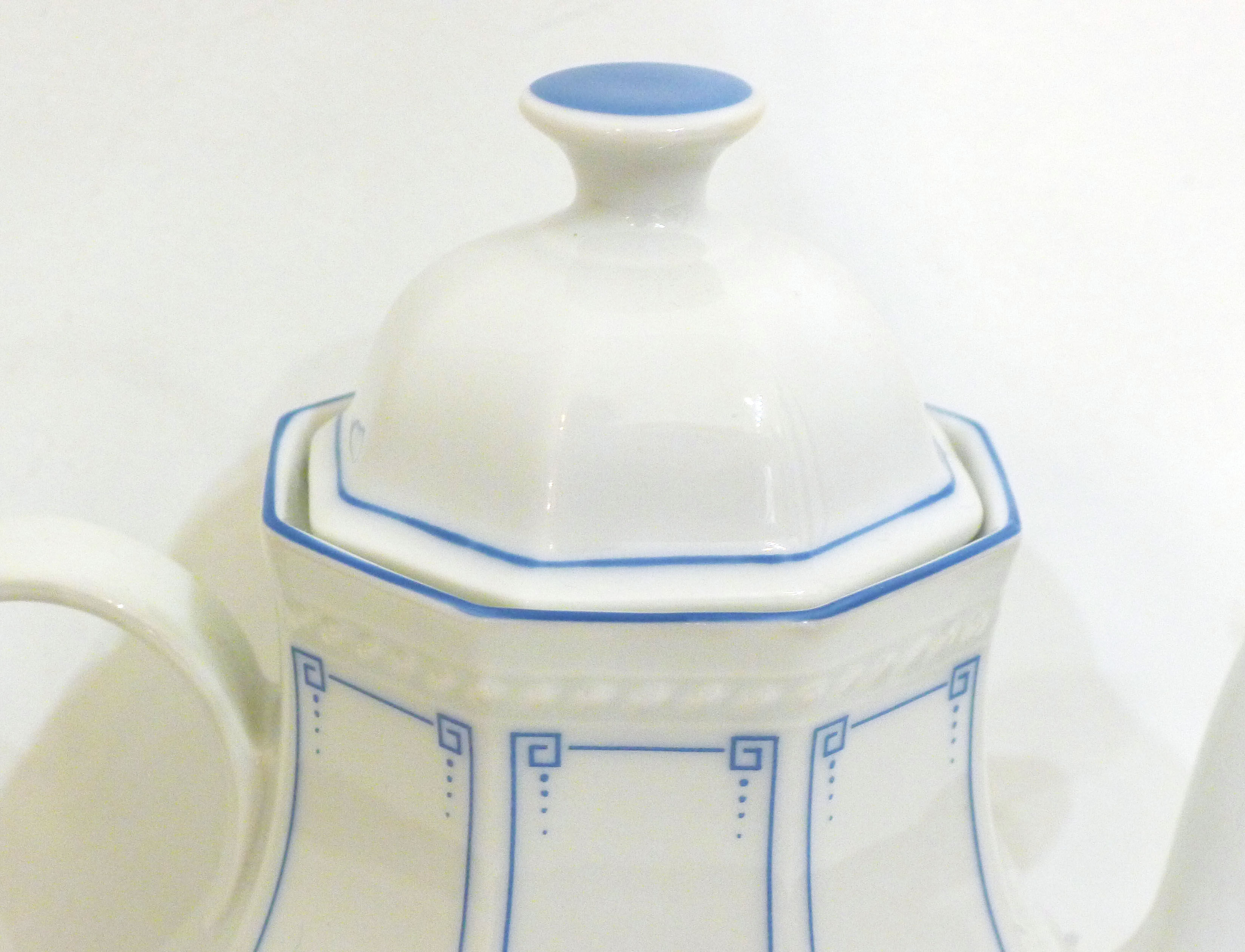 Porcelain teapot Schirnding Bavaria miXXth