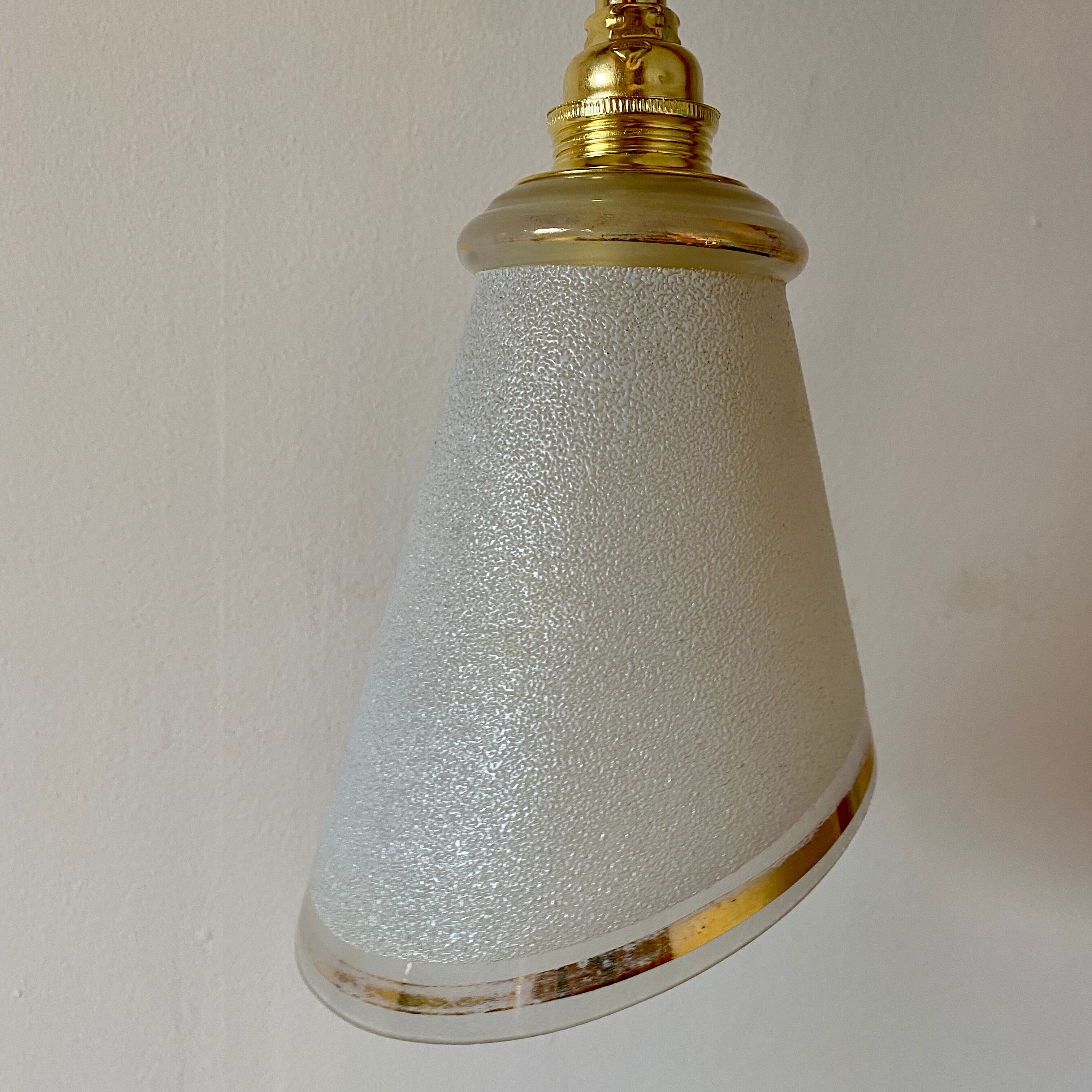 Baladeuse tulipe vintage en verre sablé blanc