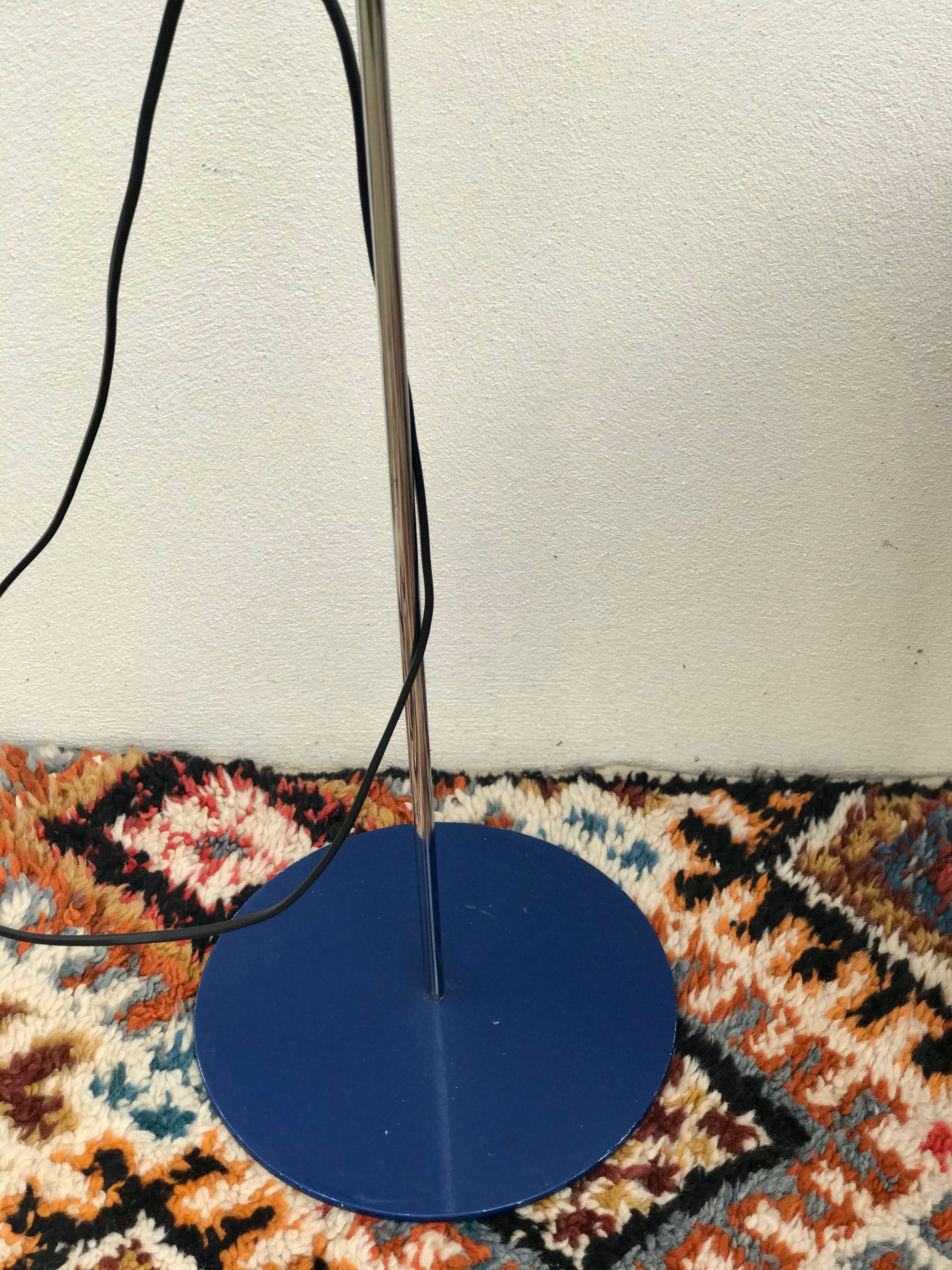 Vintage double-spot lamppost