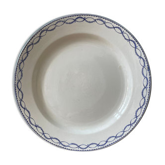 Round dish Boch La Louvière G.G early twentieth century
