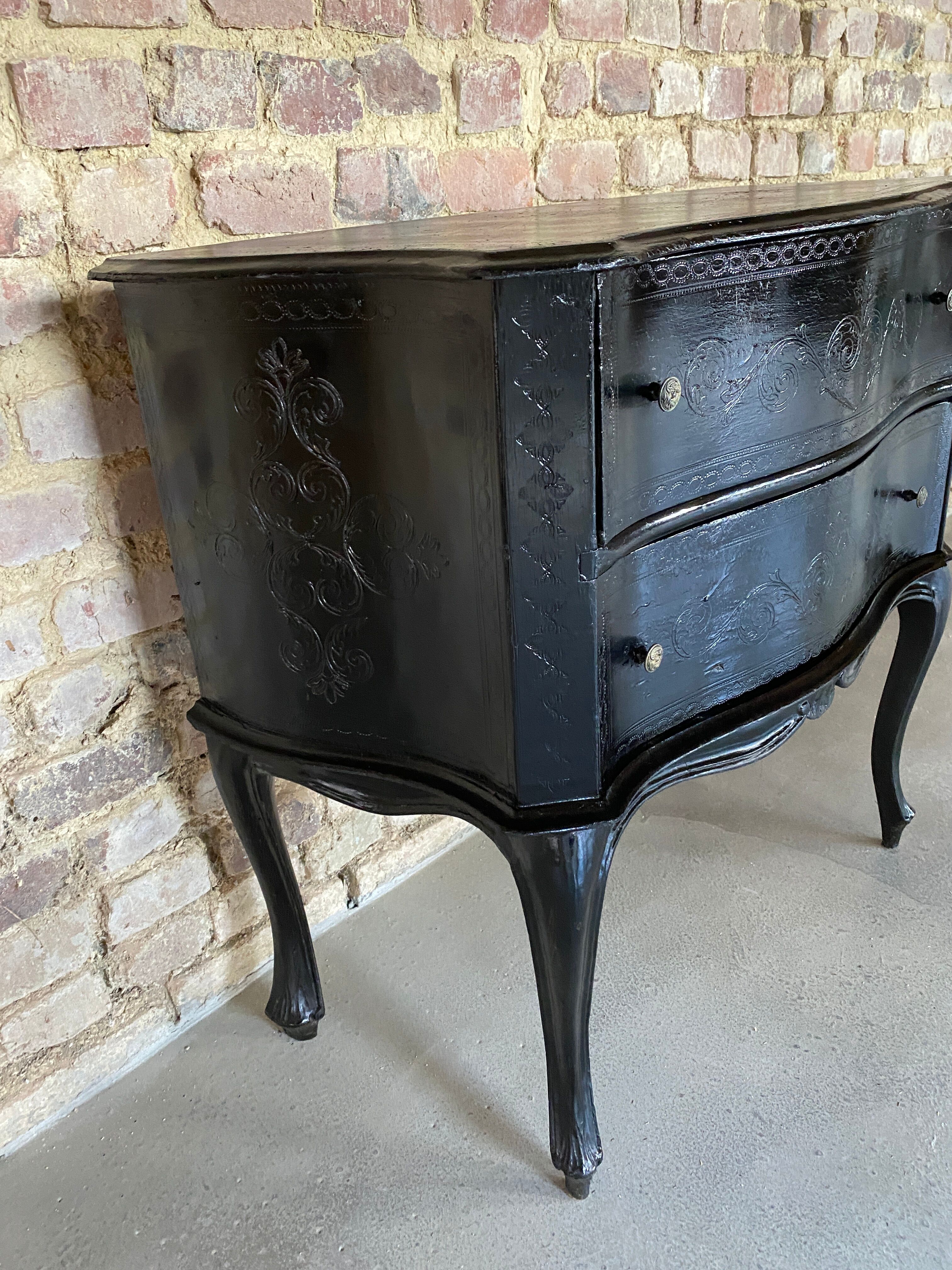 Small chest of drawers Louis XV black