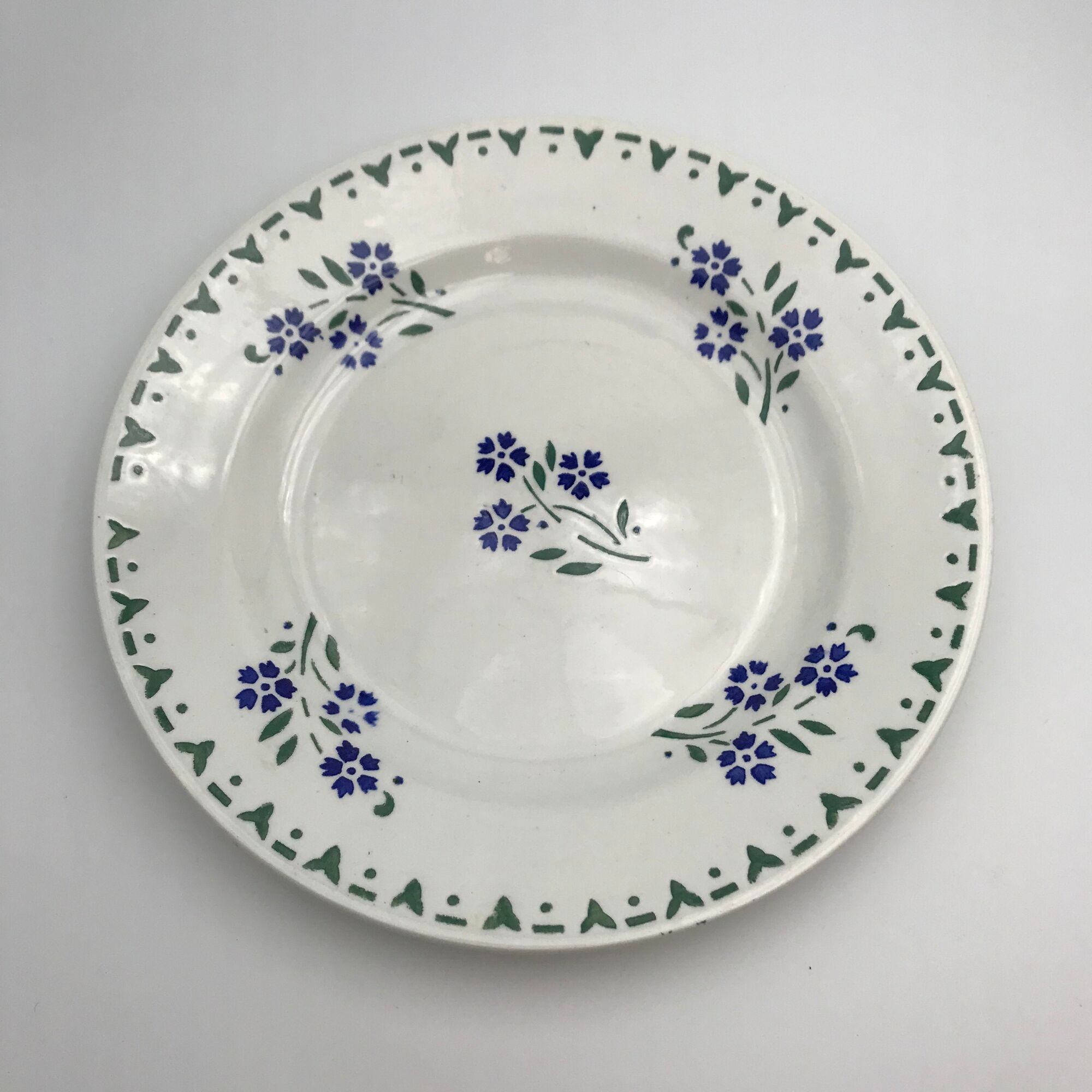 6 assiettes plates bleuets porcelaine opaque de gien