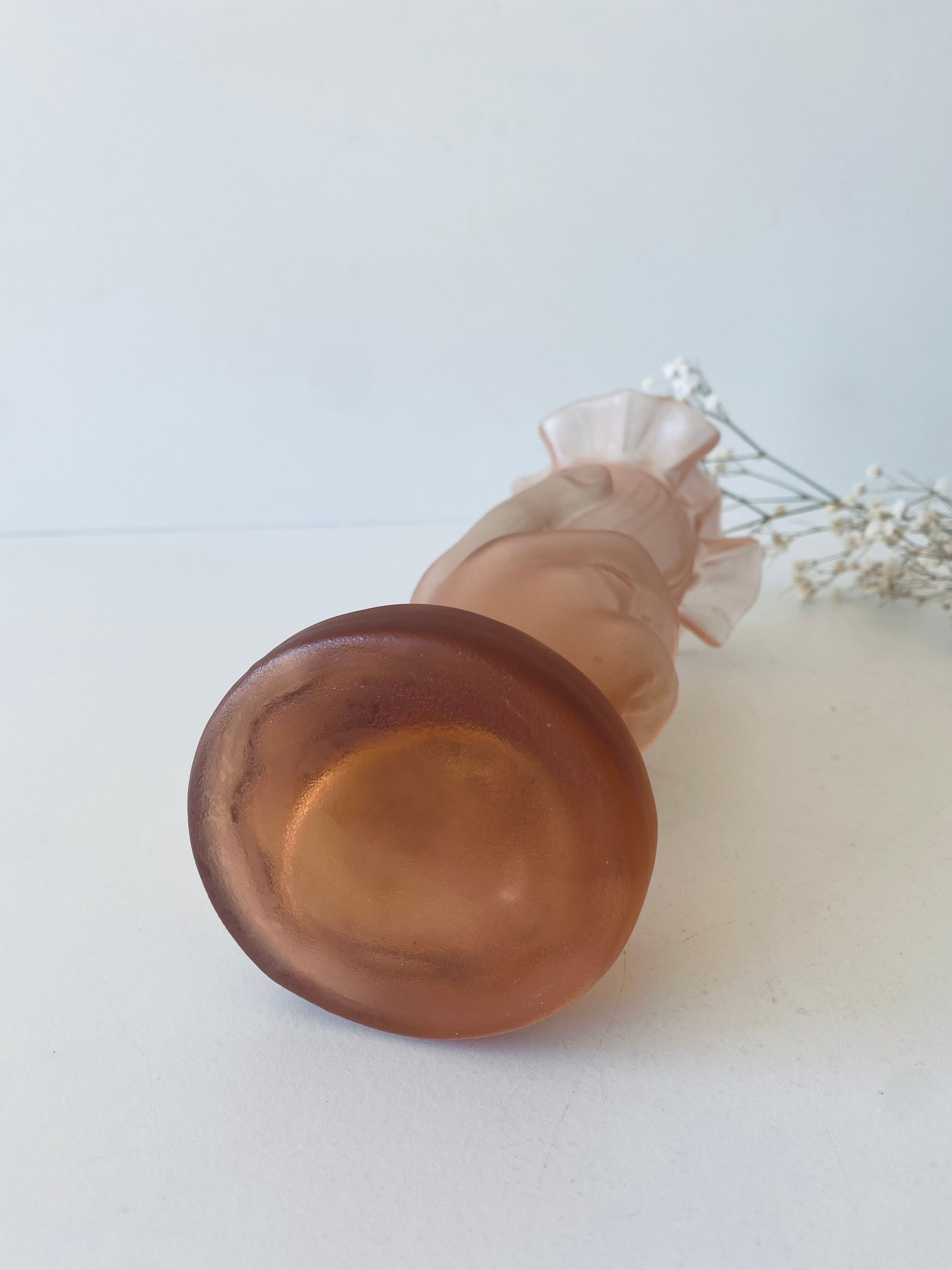 Art deco vase in pink frosted glass