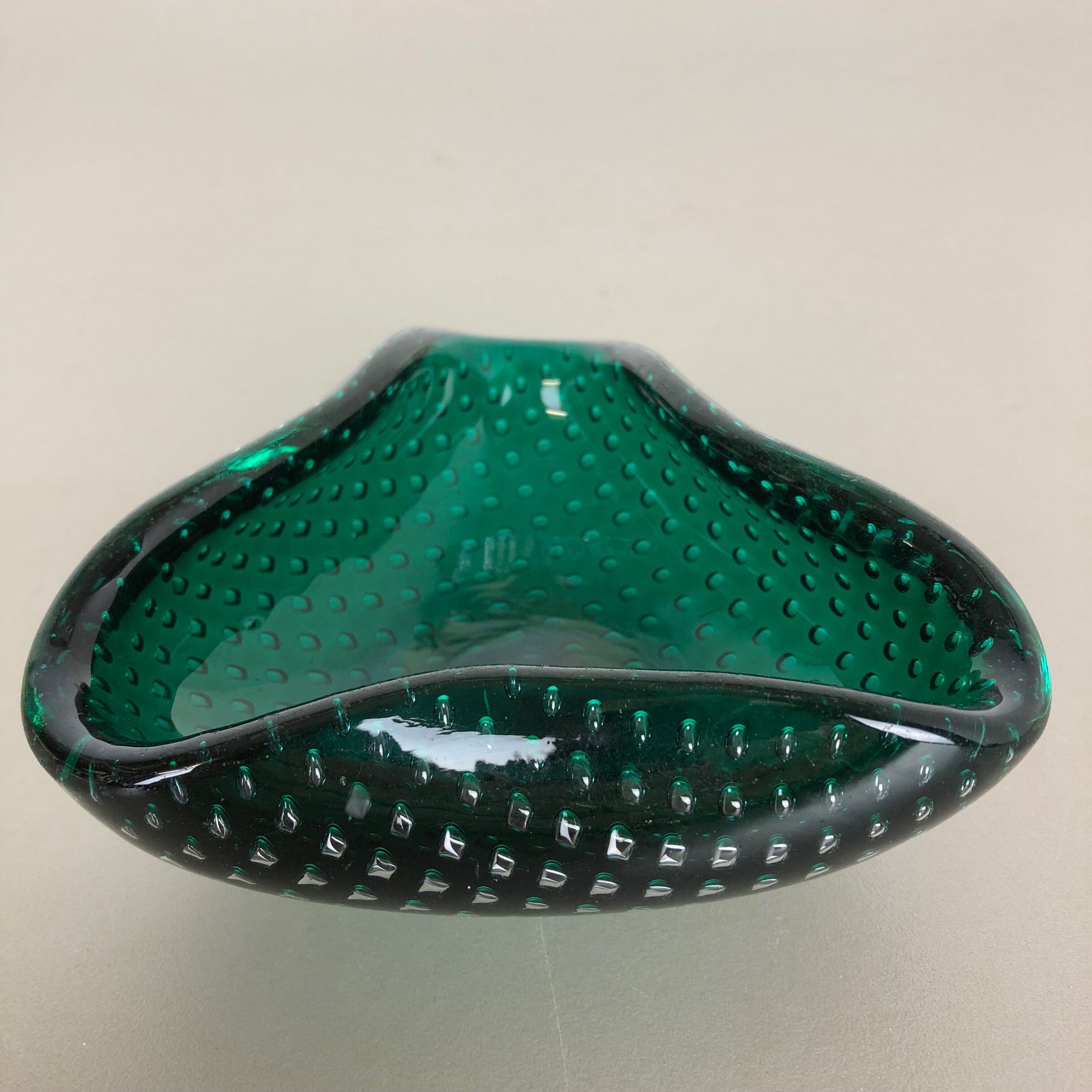 Murano glass bullicante "green" bowl element shell ashtray murano, italy, 1970s