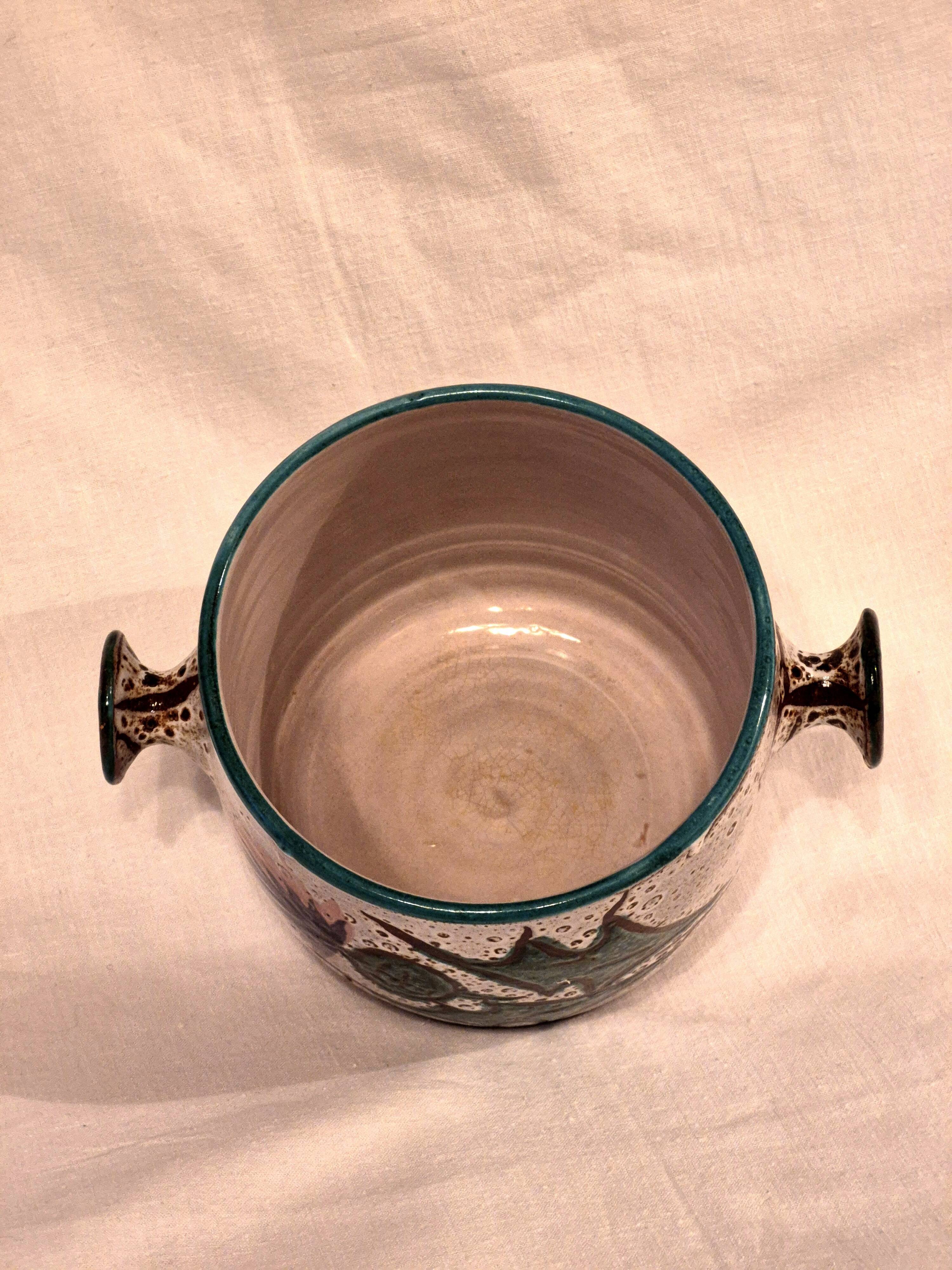 Cache-pot, vase, covered pot, Vallauris motif "Aux Chardons" by E. Danie.