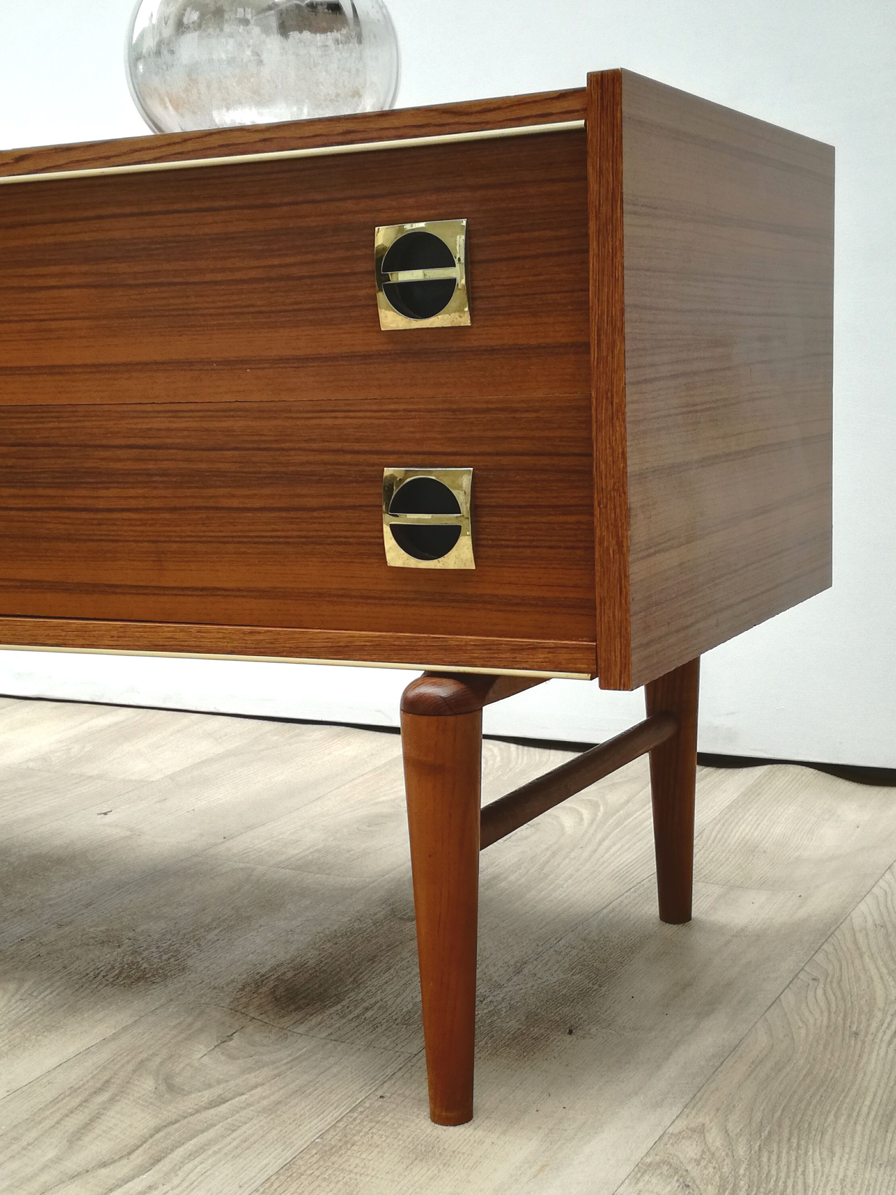 Sideboard style vintage 60s