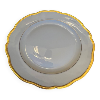 Round dish in fine Limoges porcelain