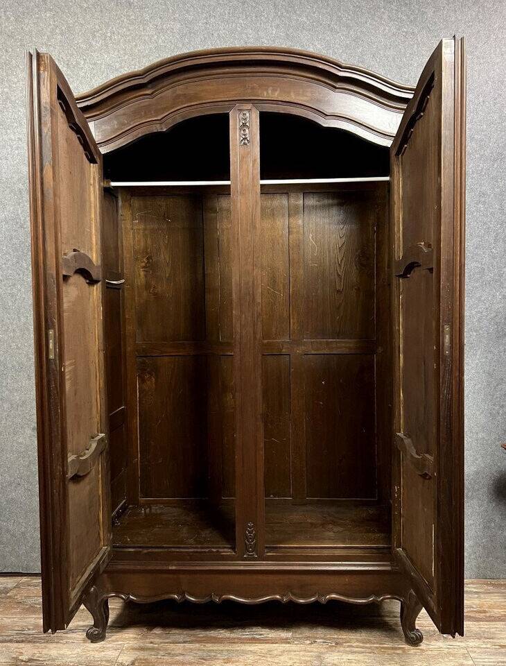 Baroque Louis XV style armoire in solid walnut circa 1880