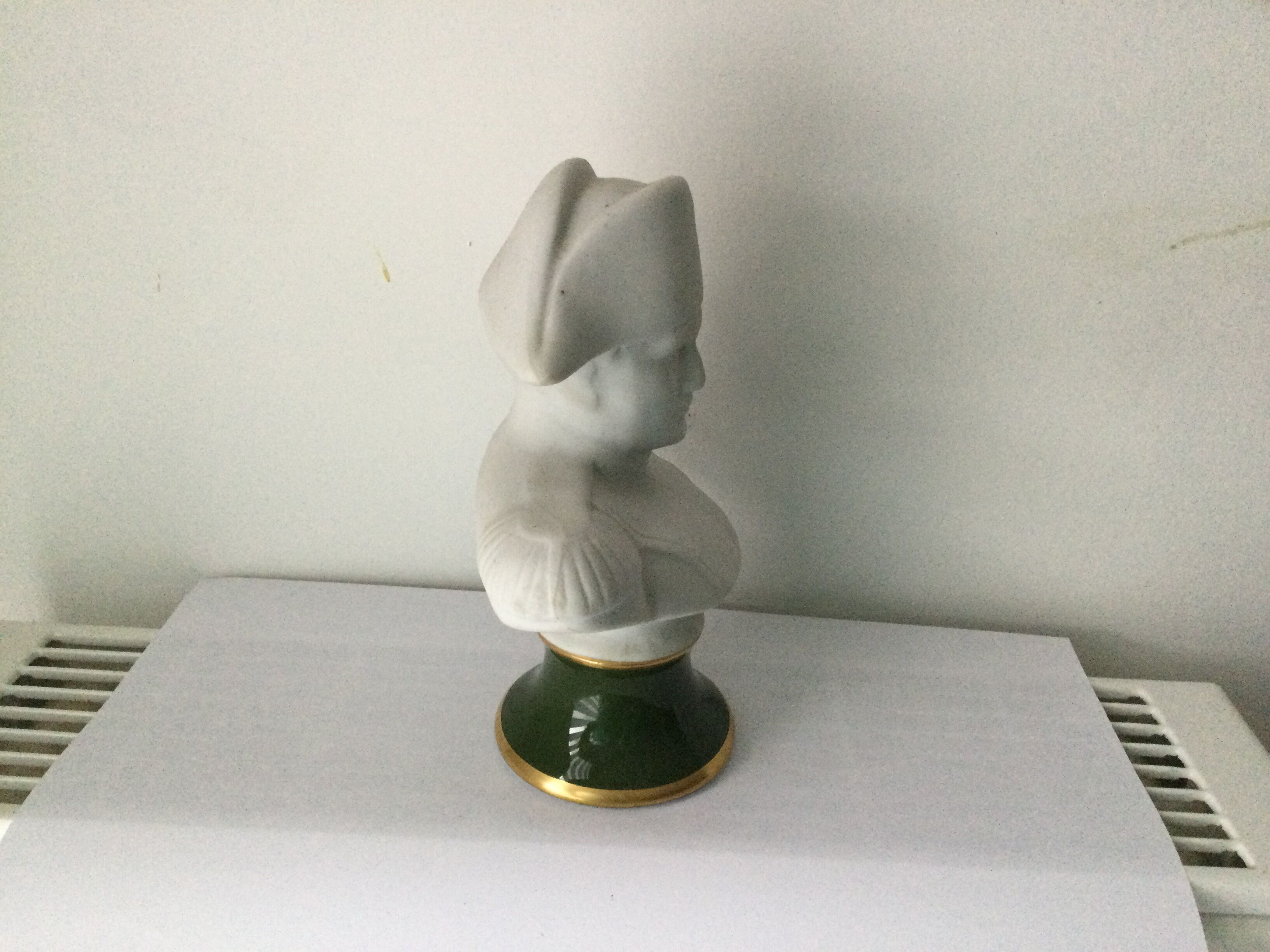 Bust In Napoleon porcelain