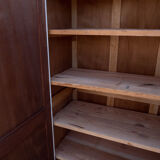 Armoire parisienne