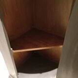 Corner cabinet