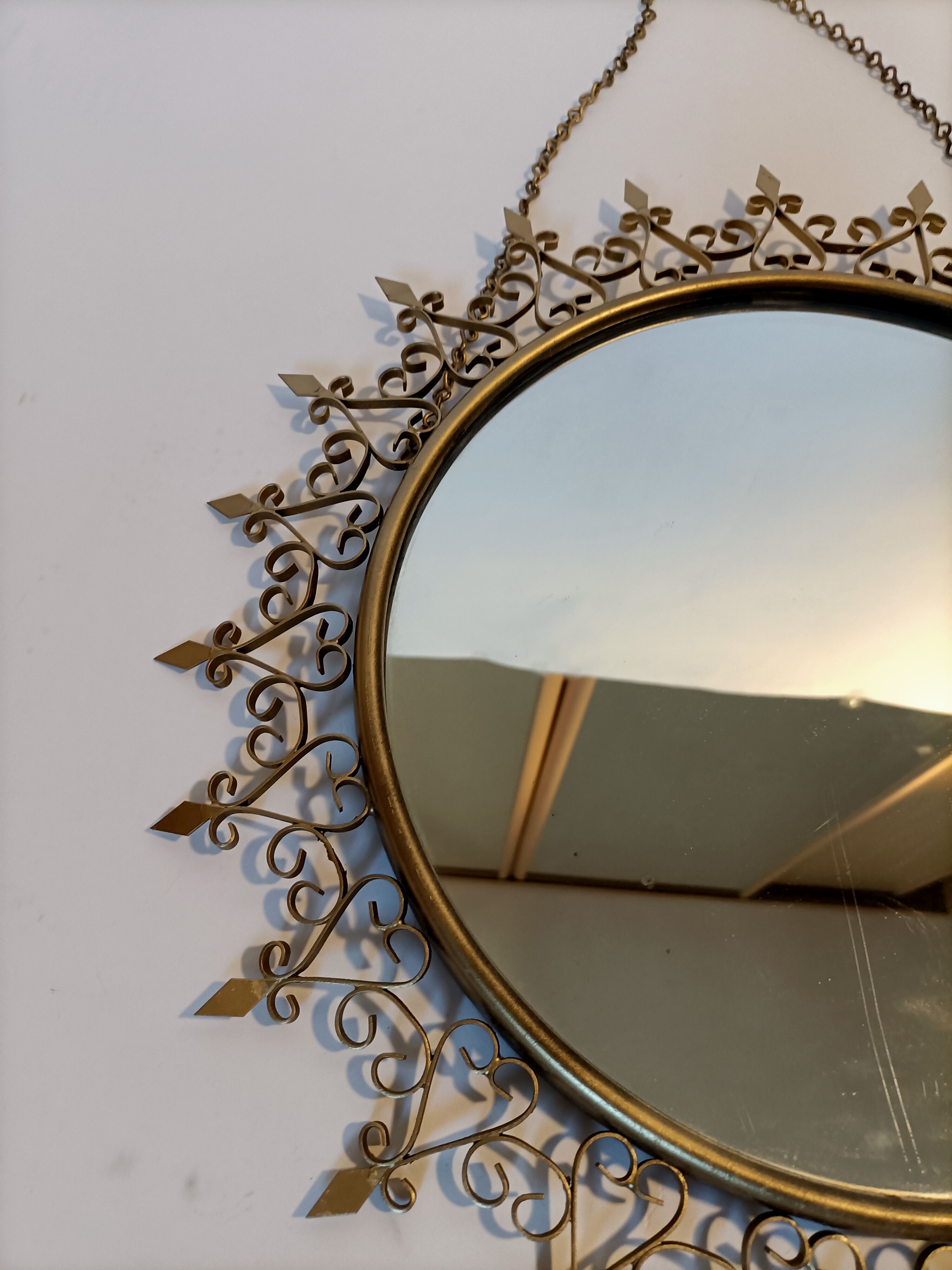 Miroir doré Chaty Vallauris signé en fer forgé Vintage, 1960.