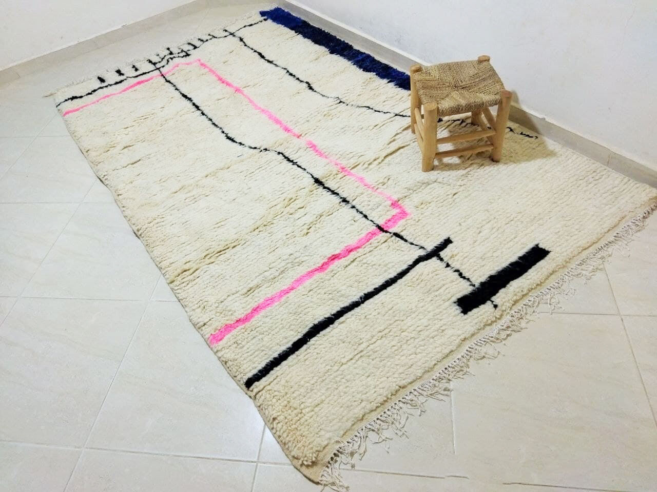 Tribal berber carpet 260 x 158 cm