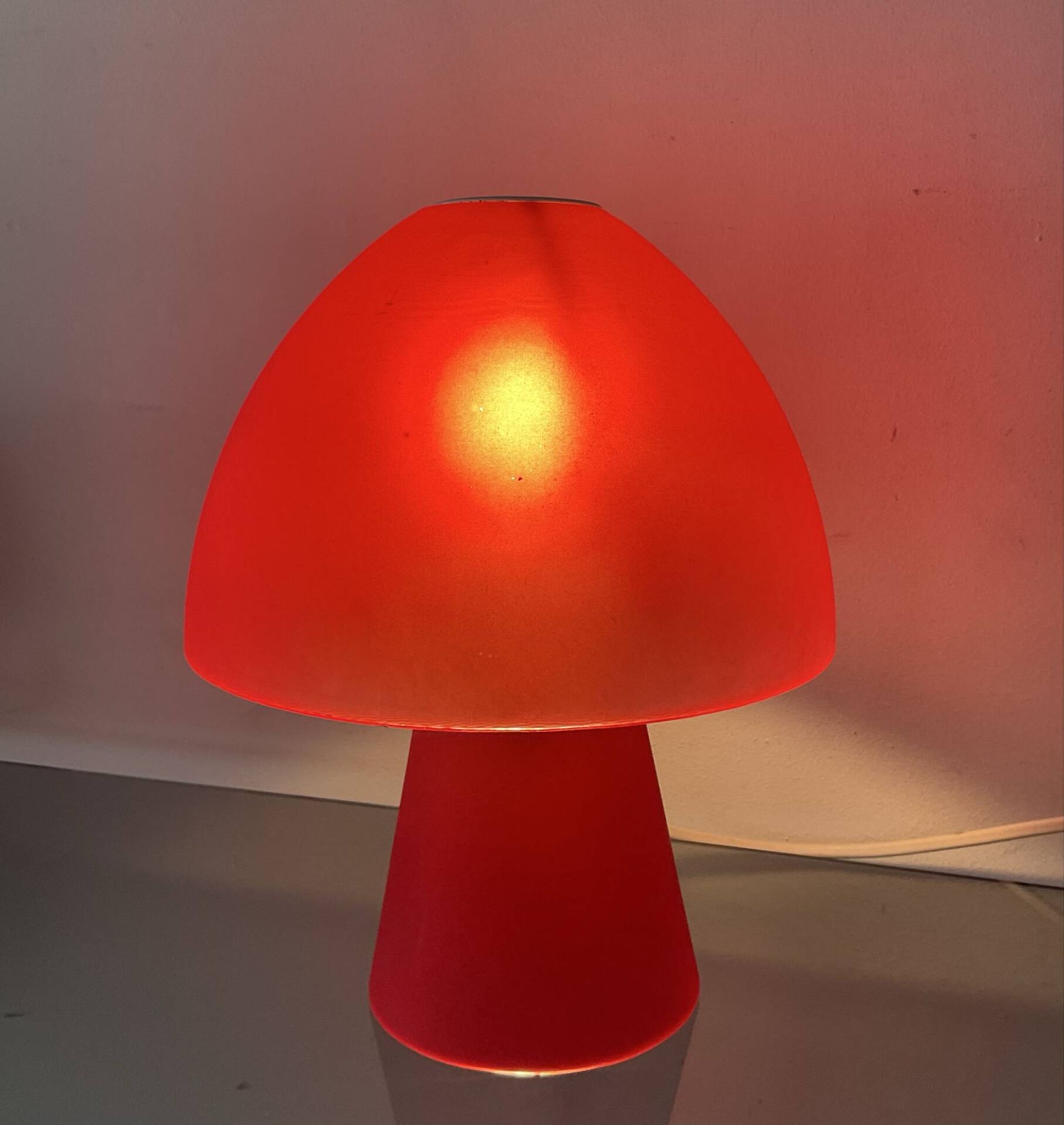 Lampe champignon vintage en verre rouge 