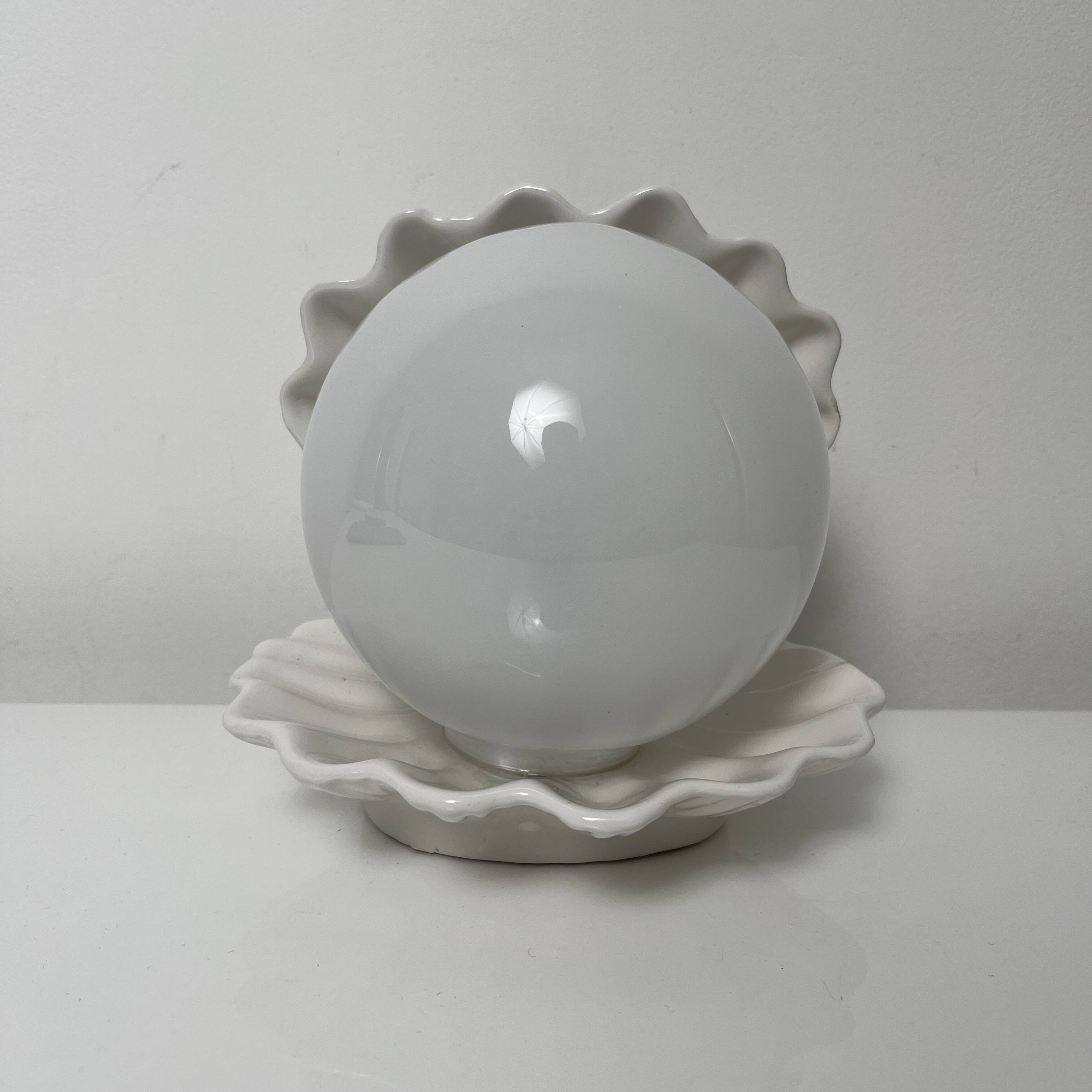 Ceramic lamp shell open white enamel vintage pearl night light
