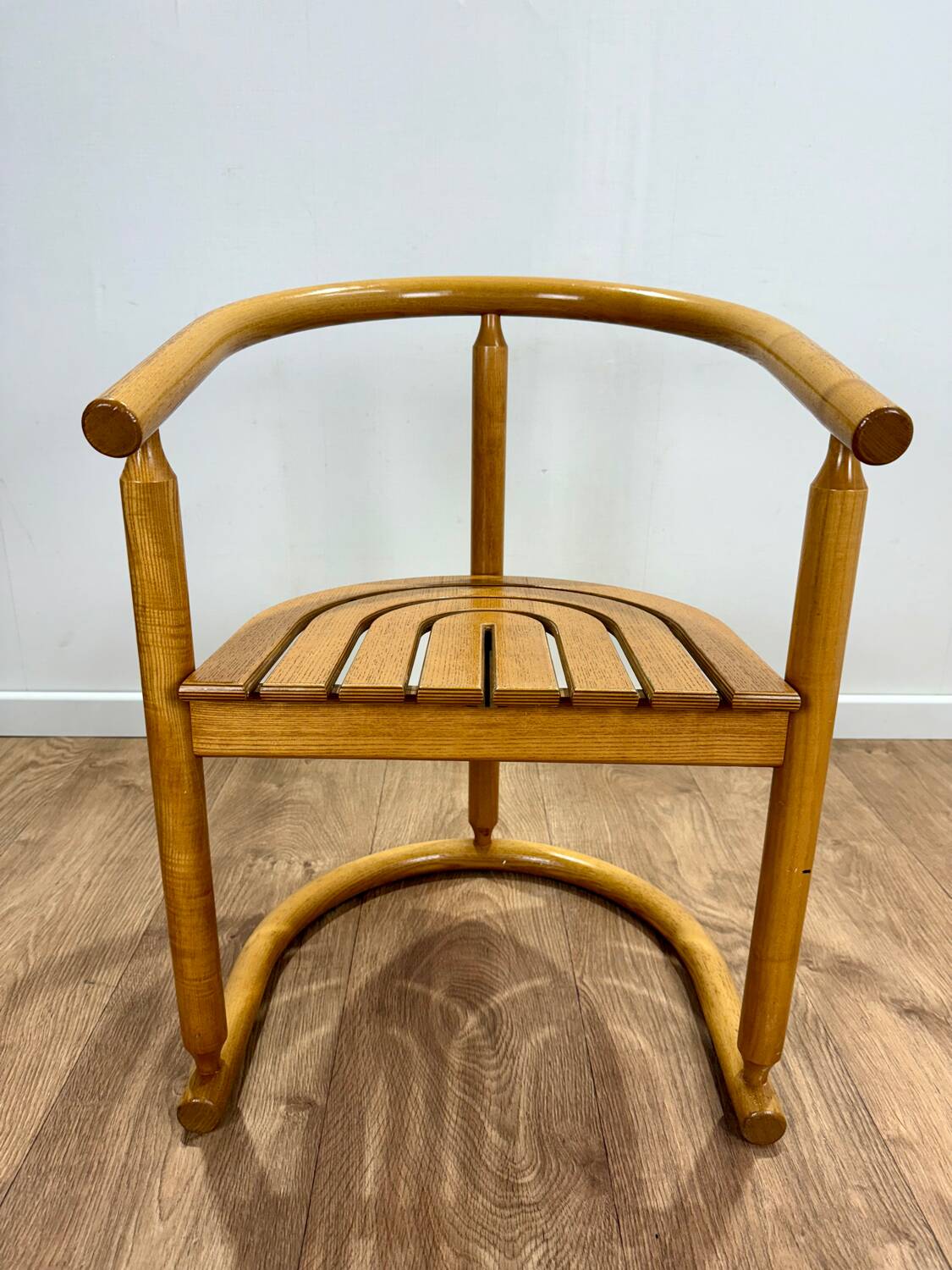 Allmilmö armchairs
