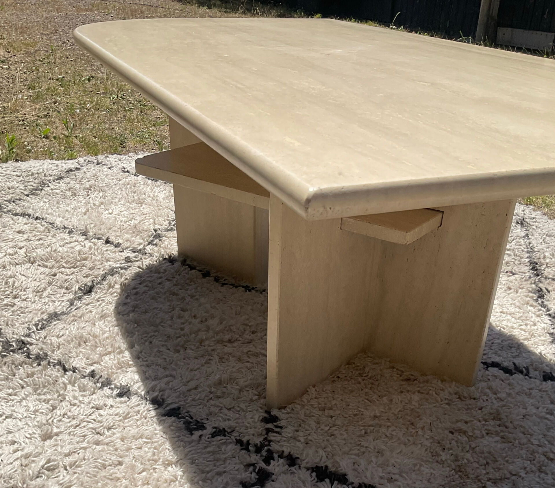 Table basse en travertin des années 70