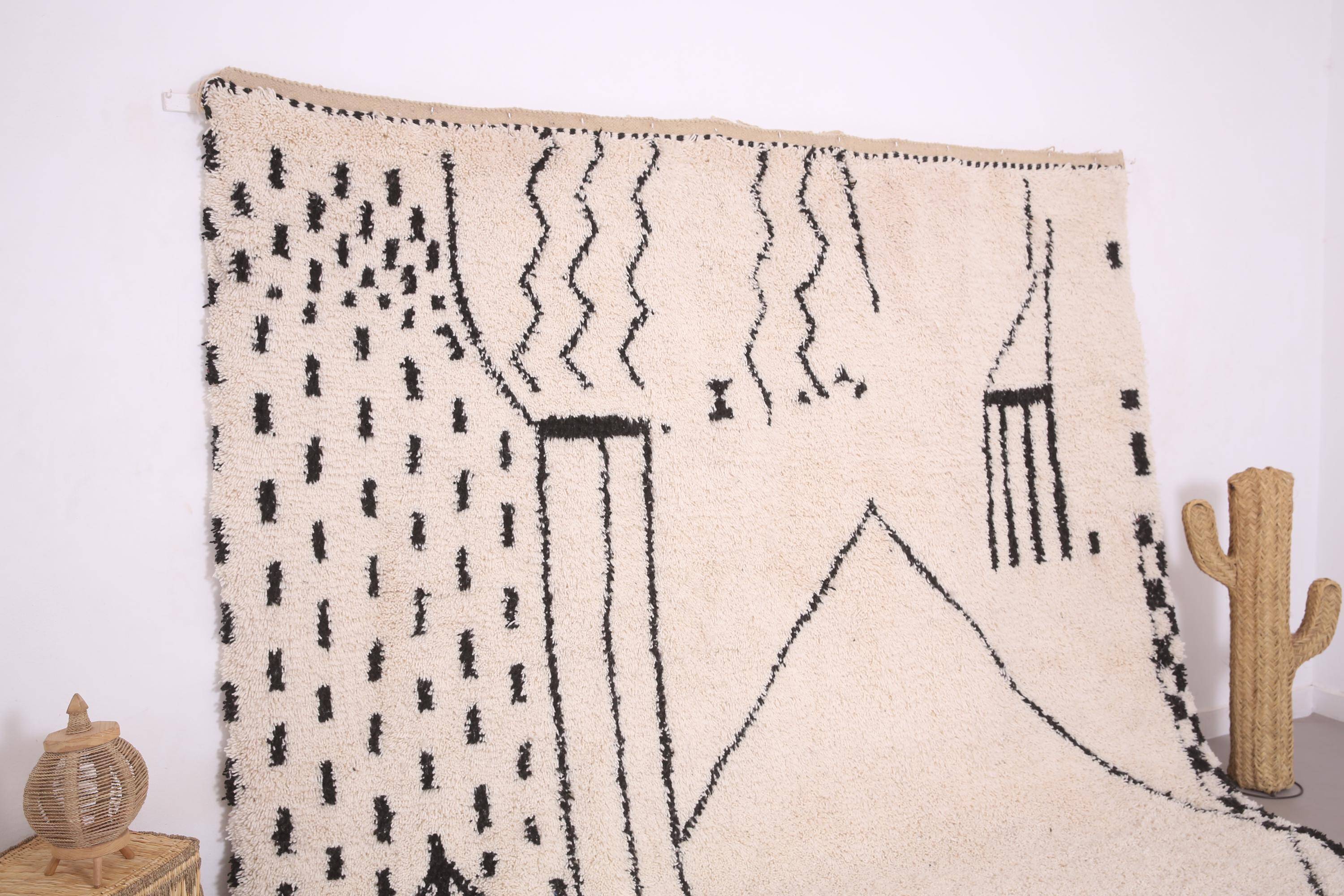 Unique natural wool Moroccan rug 3x2 m