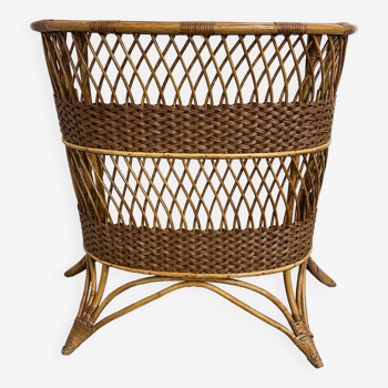 Vintage rattan bar