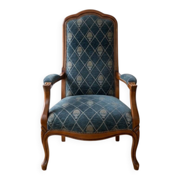 Fauteuil cabriolet classique en bois et tissu bleu