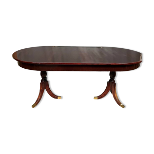 table à manger de style - deux