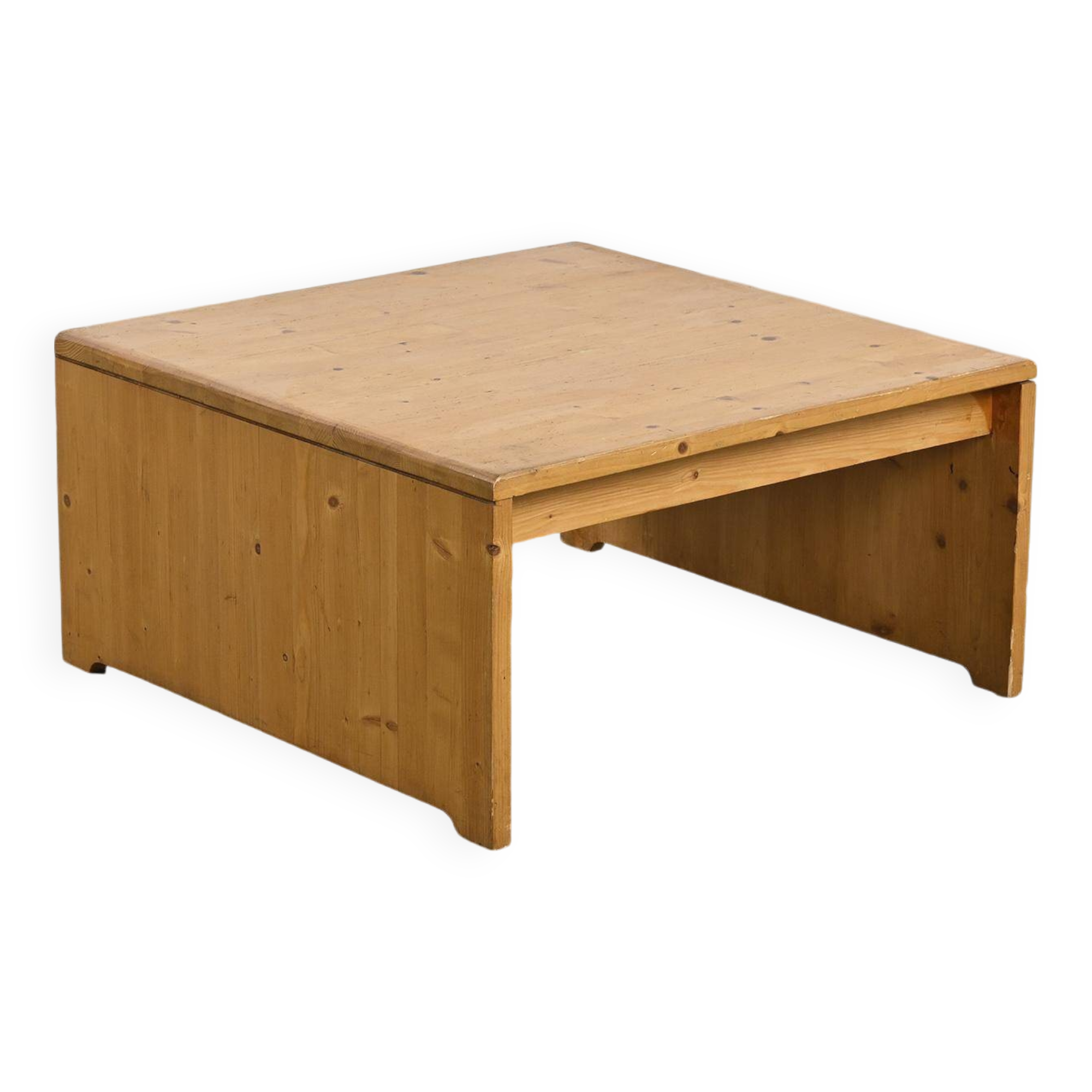 Les Arcs 1800 coffee table, France, circa 1970