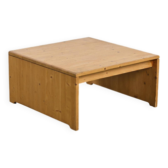 Les Arcs 1800 coffee table, France, circa 1970