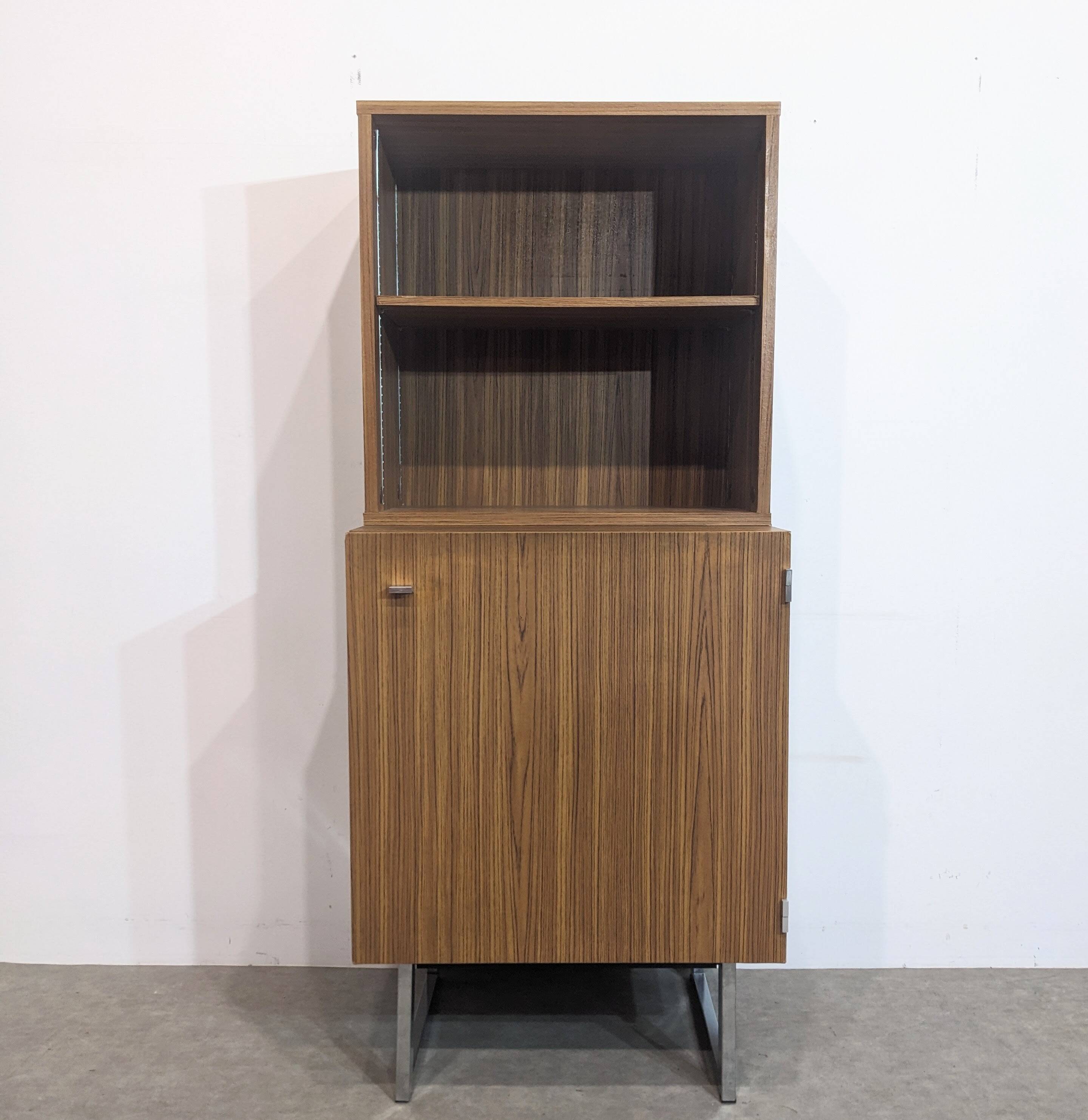 Meurop bookcase