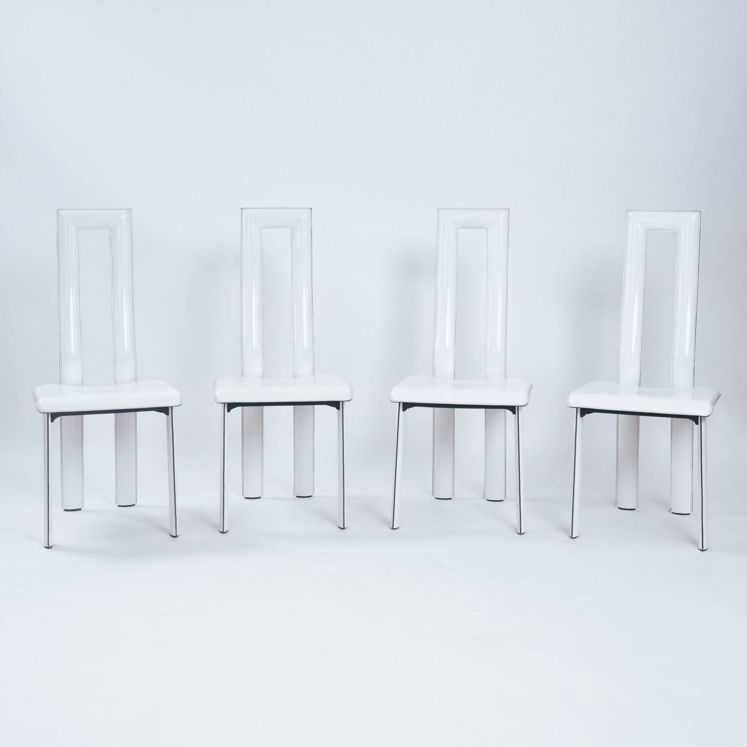 Italian Ycami white leather sculptural highback chairs, 1980s