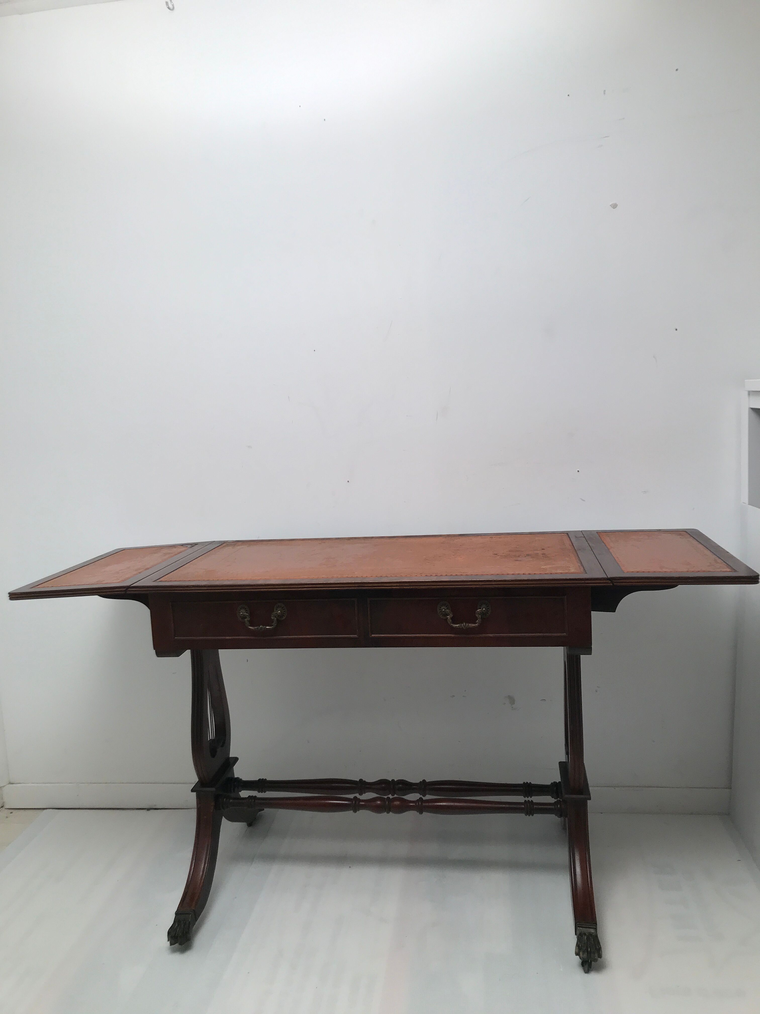 Wooden lyre english style desk