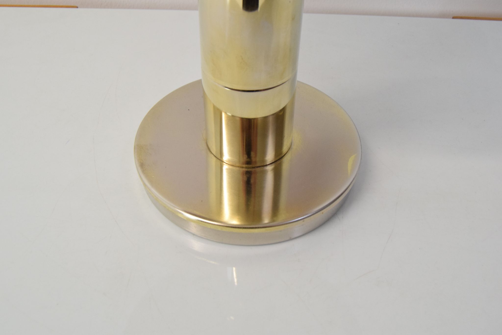 Lampe de table design du milieu du siècle par Kamenicky Senov, années 1960.
