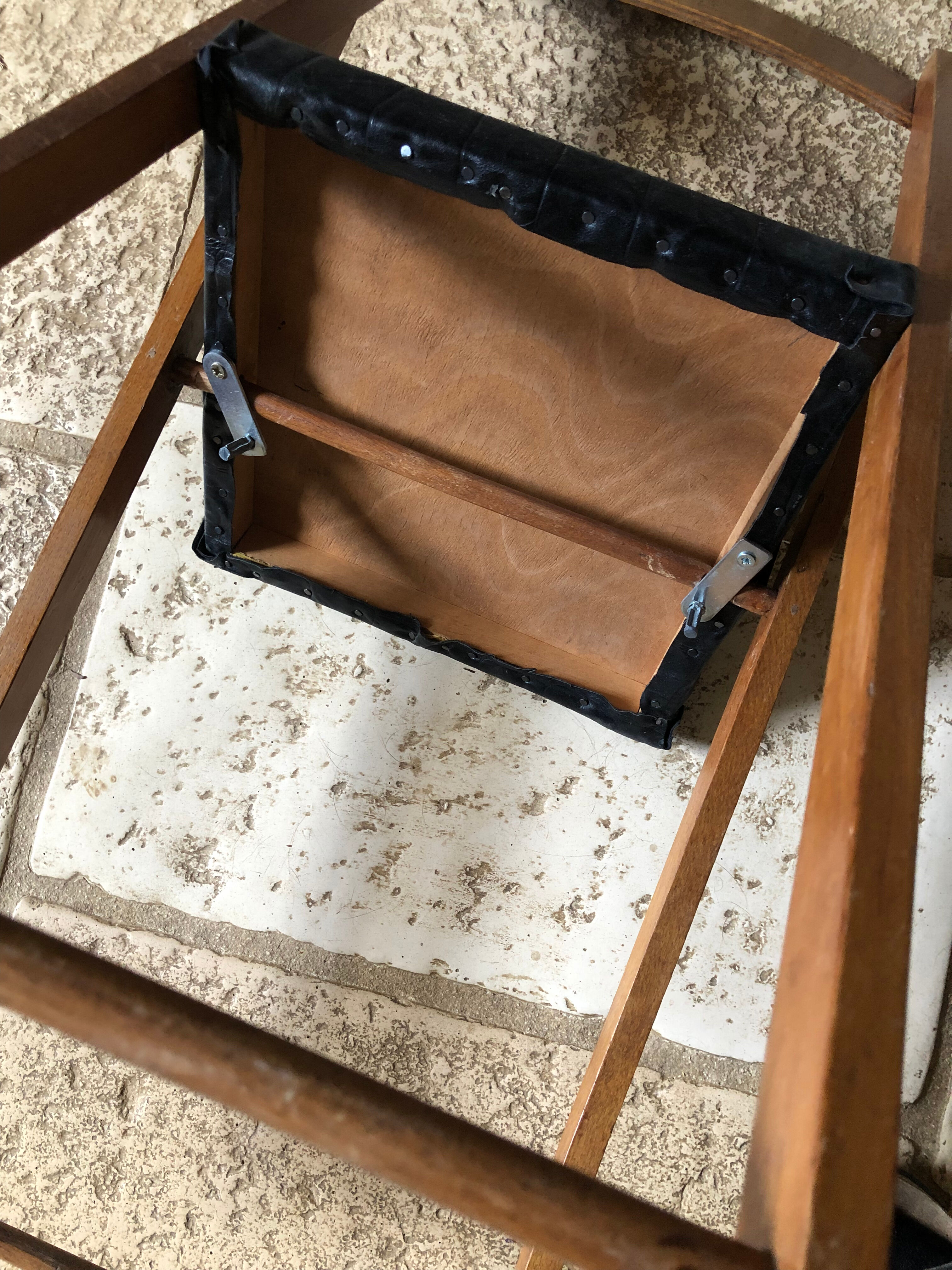 Folding desk and chair for children