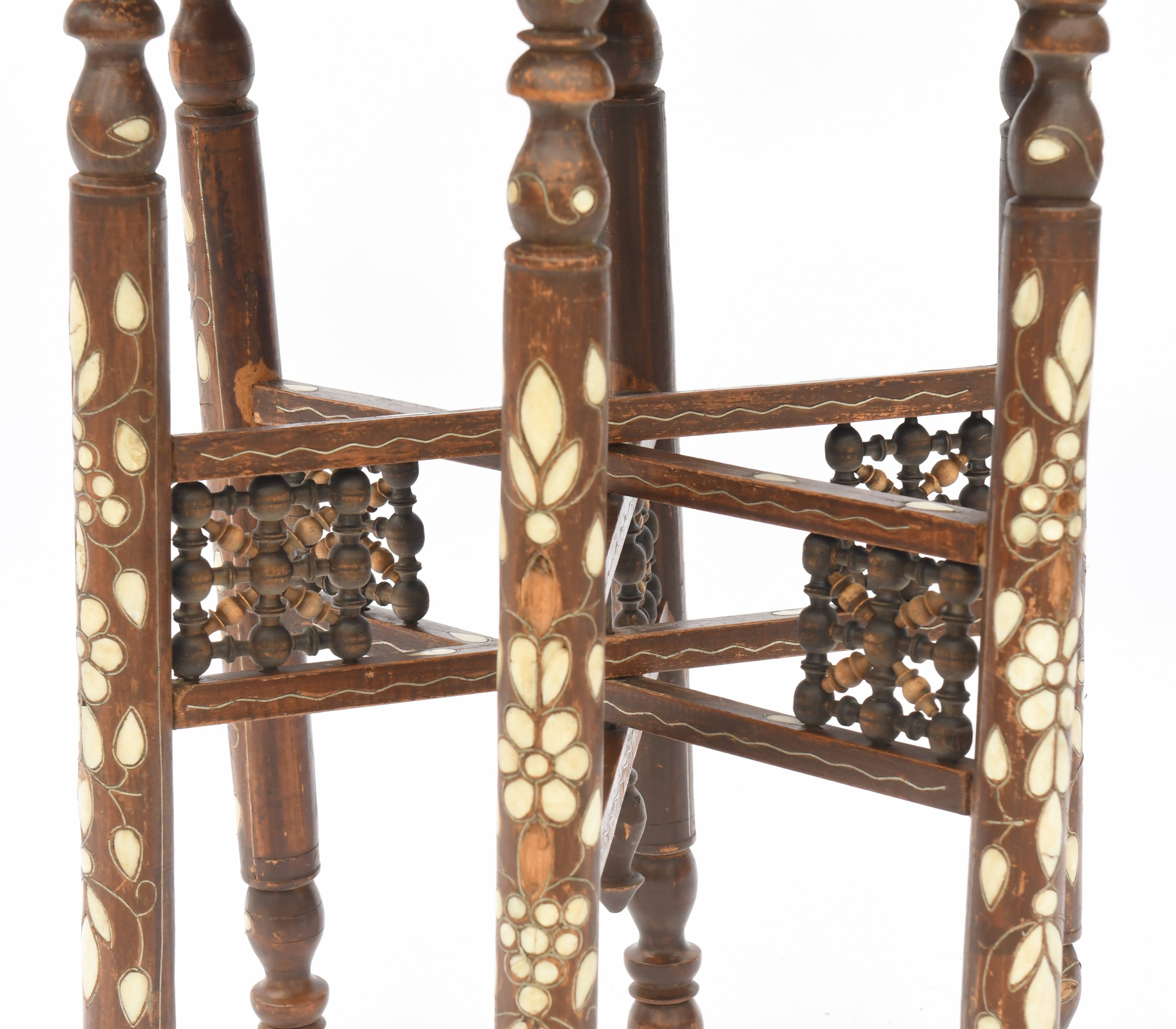 Eastern pedestal table