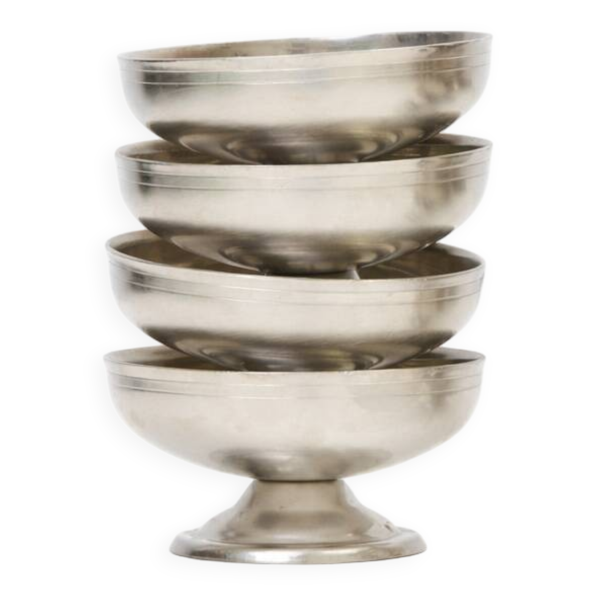 Engraved dessert bowls, Rémy Letang (1 of 2)