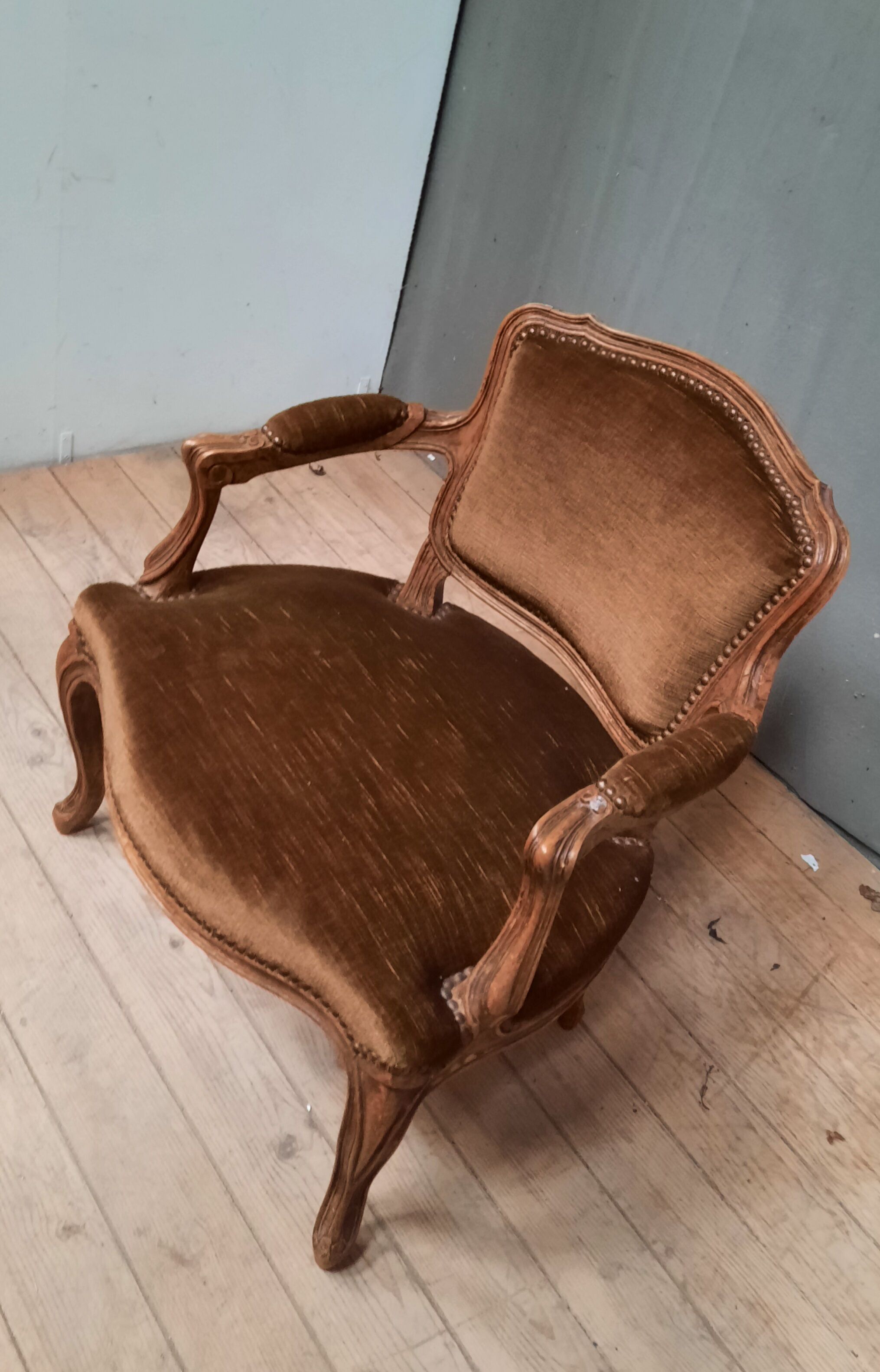 Louis XV style convertible armchair