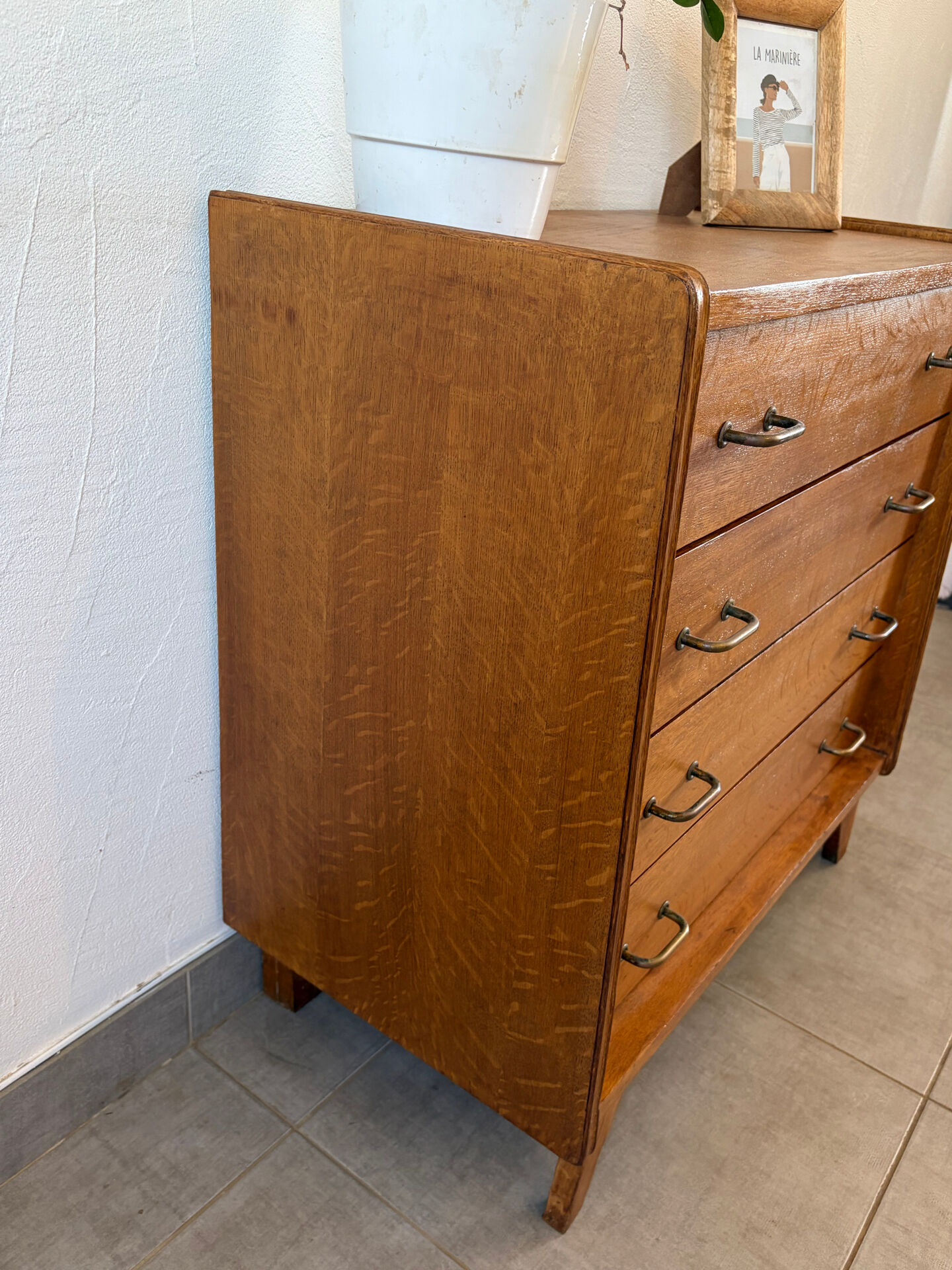 Vintage commode from the 1960s.