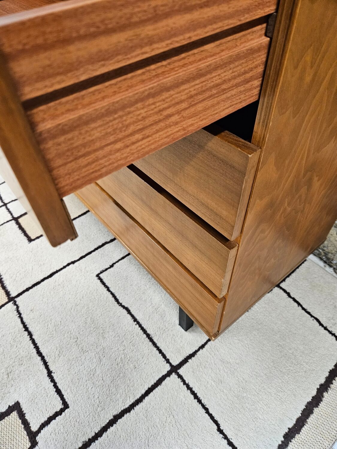 Sideboard in teak veneer 1970