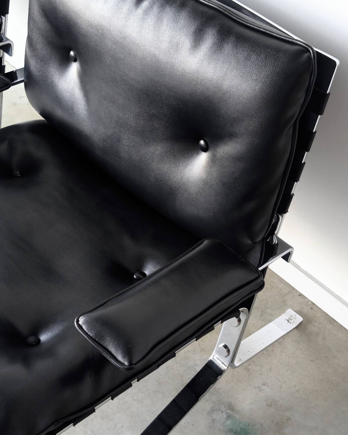 2 vintage Joker armchairs, Olivier Mourgue edition Airborne, 1960s 1970s