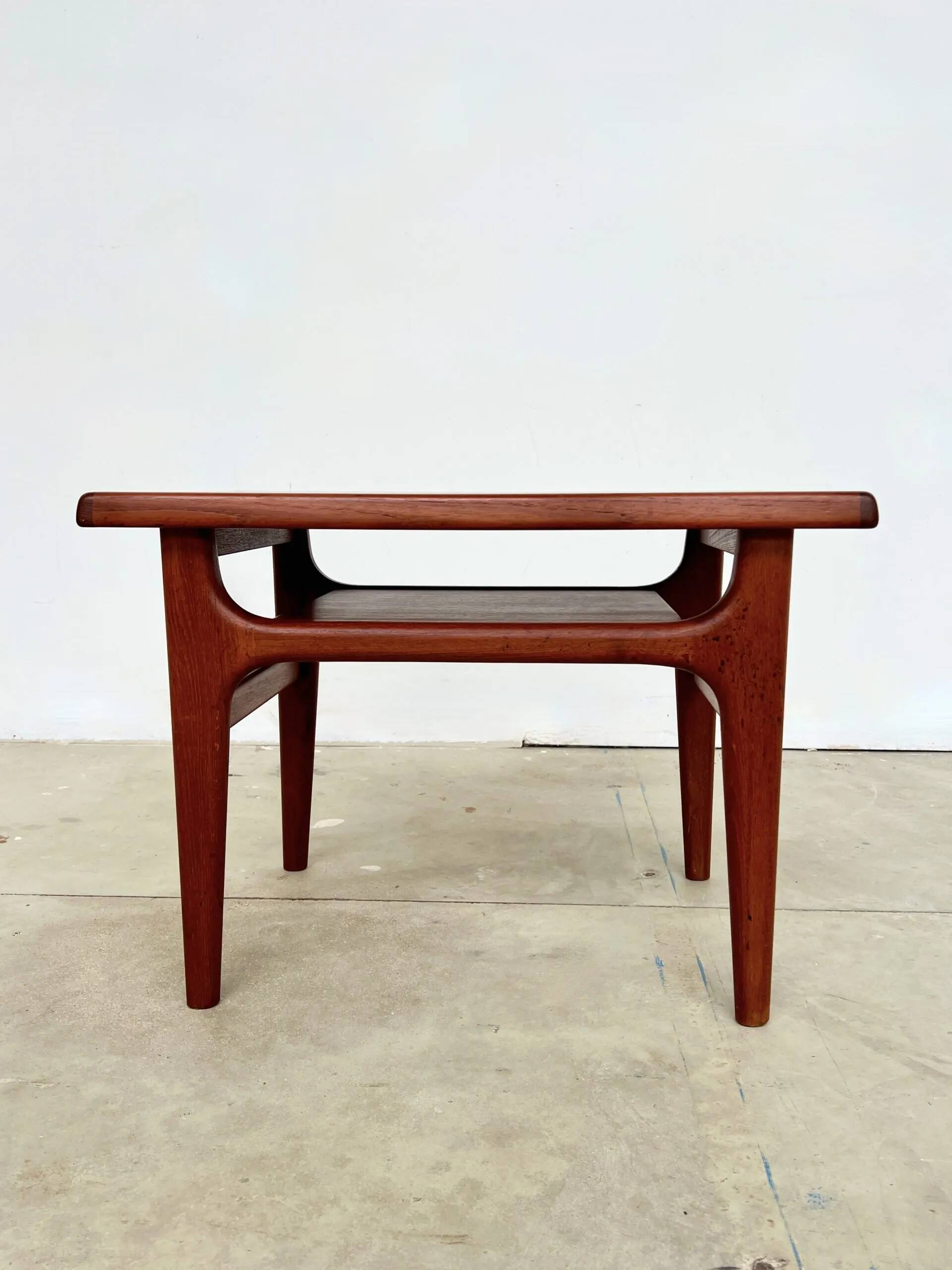 Teak coffee table from 1960 by Niels Bach