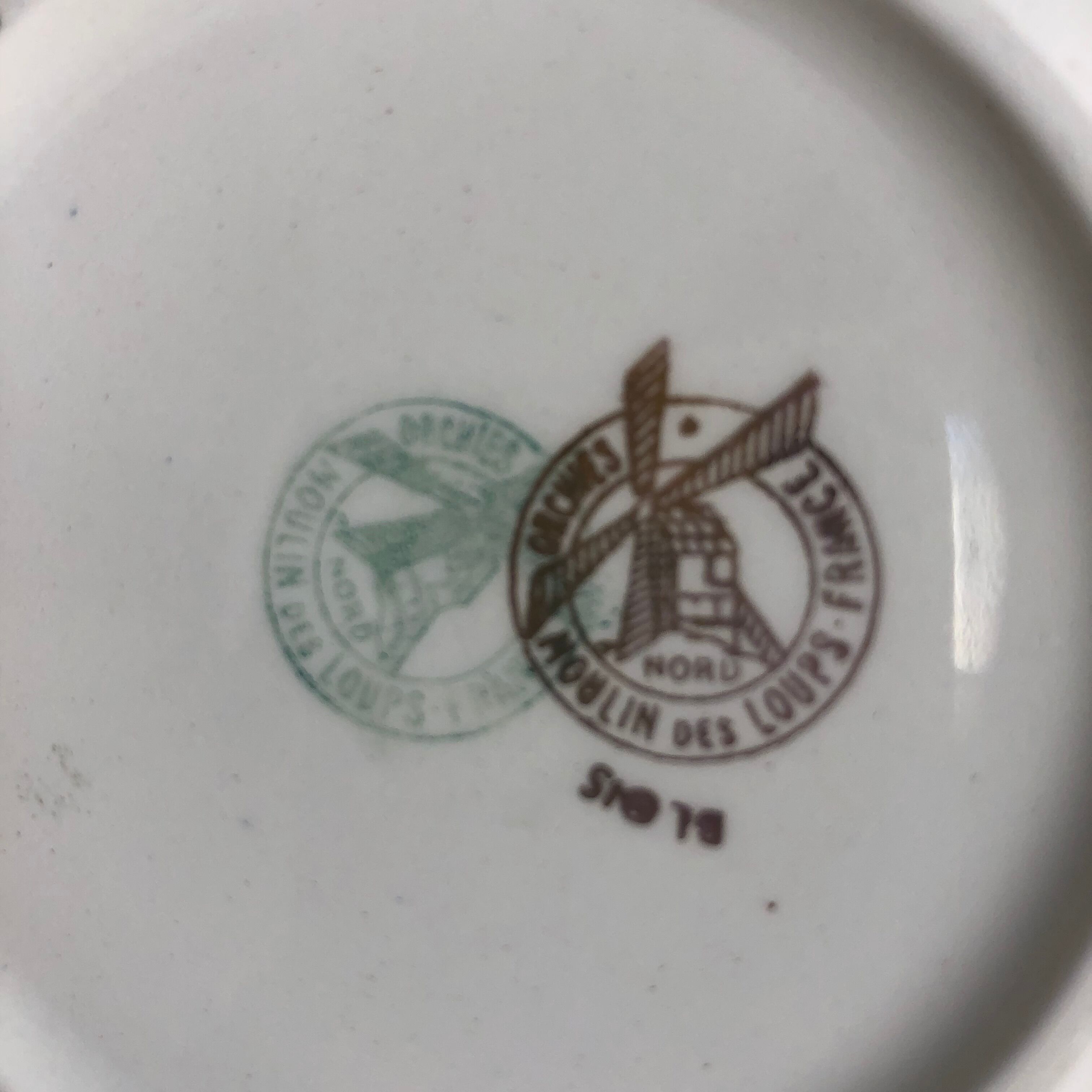 Salad bowl and cups, art of the table, Moulin des loups, Blois service