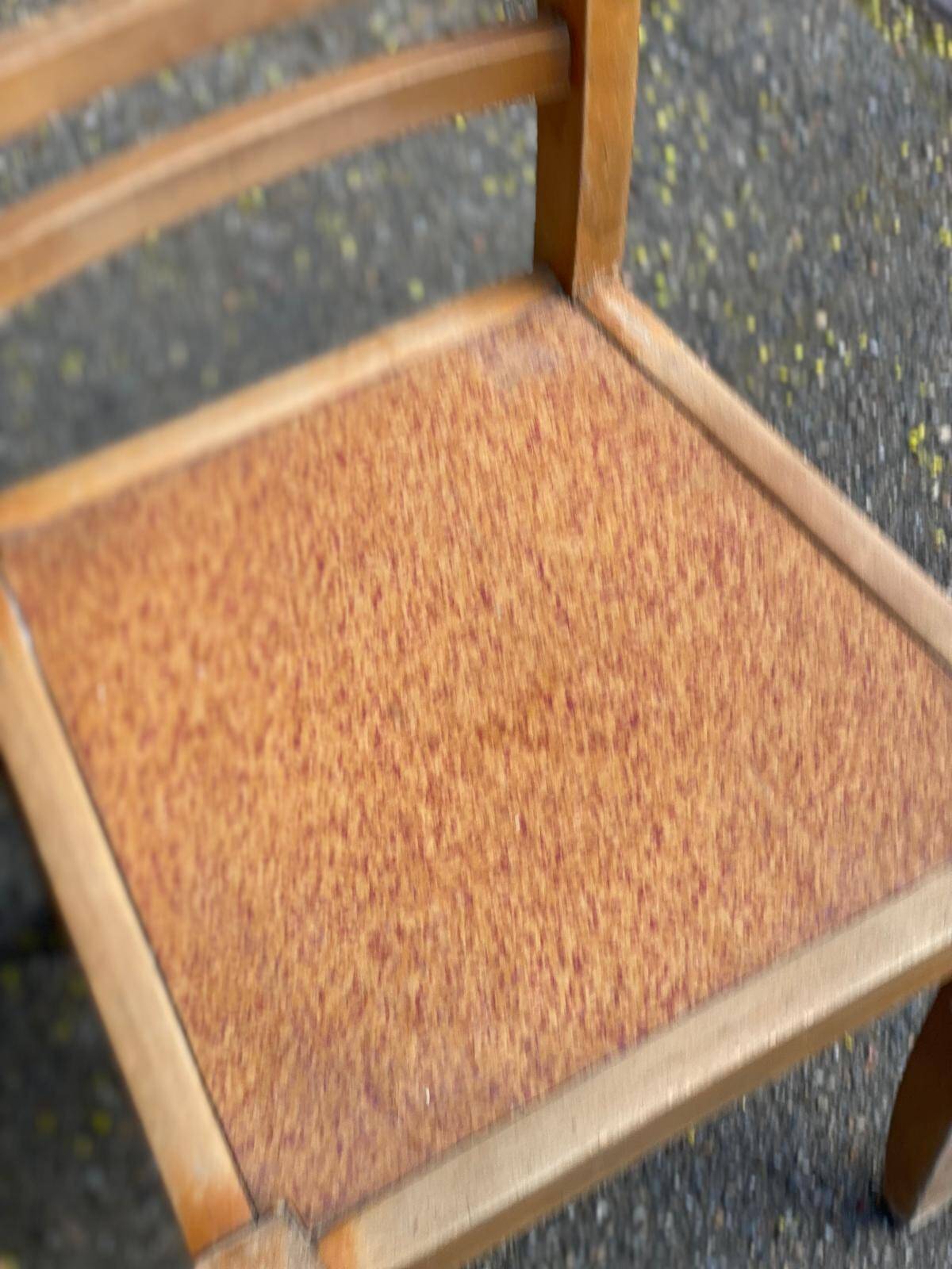 2 chaises de bistrot scandinaves en bois 1950