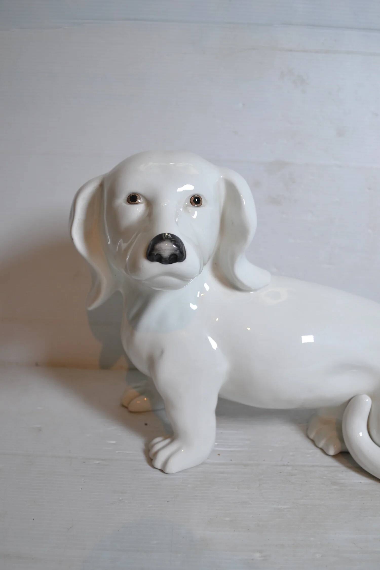 Ceramic dachshund from the 1980s.