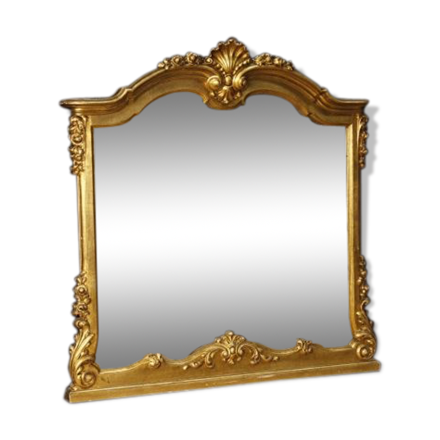 Italian gilded mirror made of wood and plaster 119x117cm