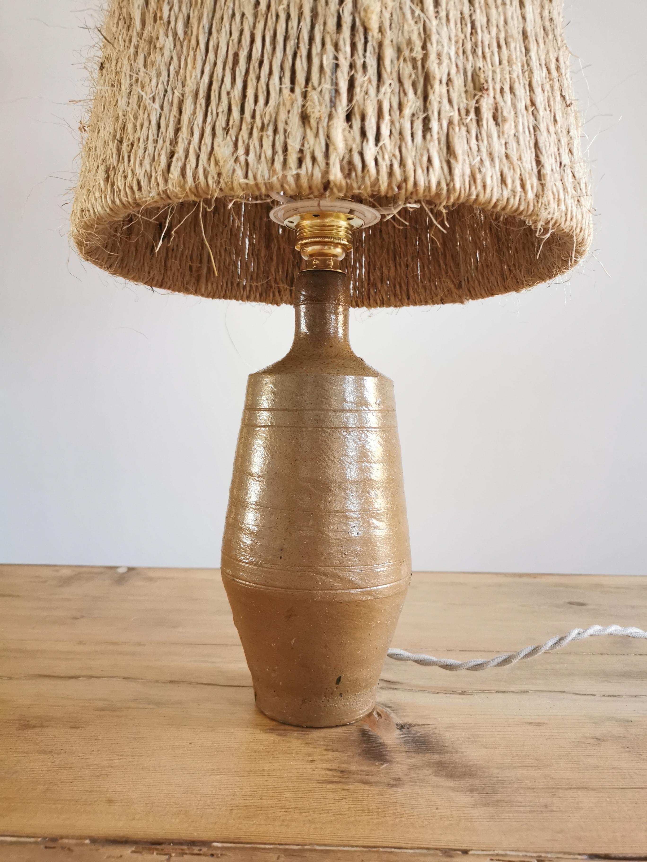 Sandstone lamp and rope