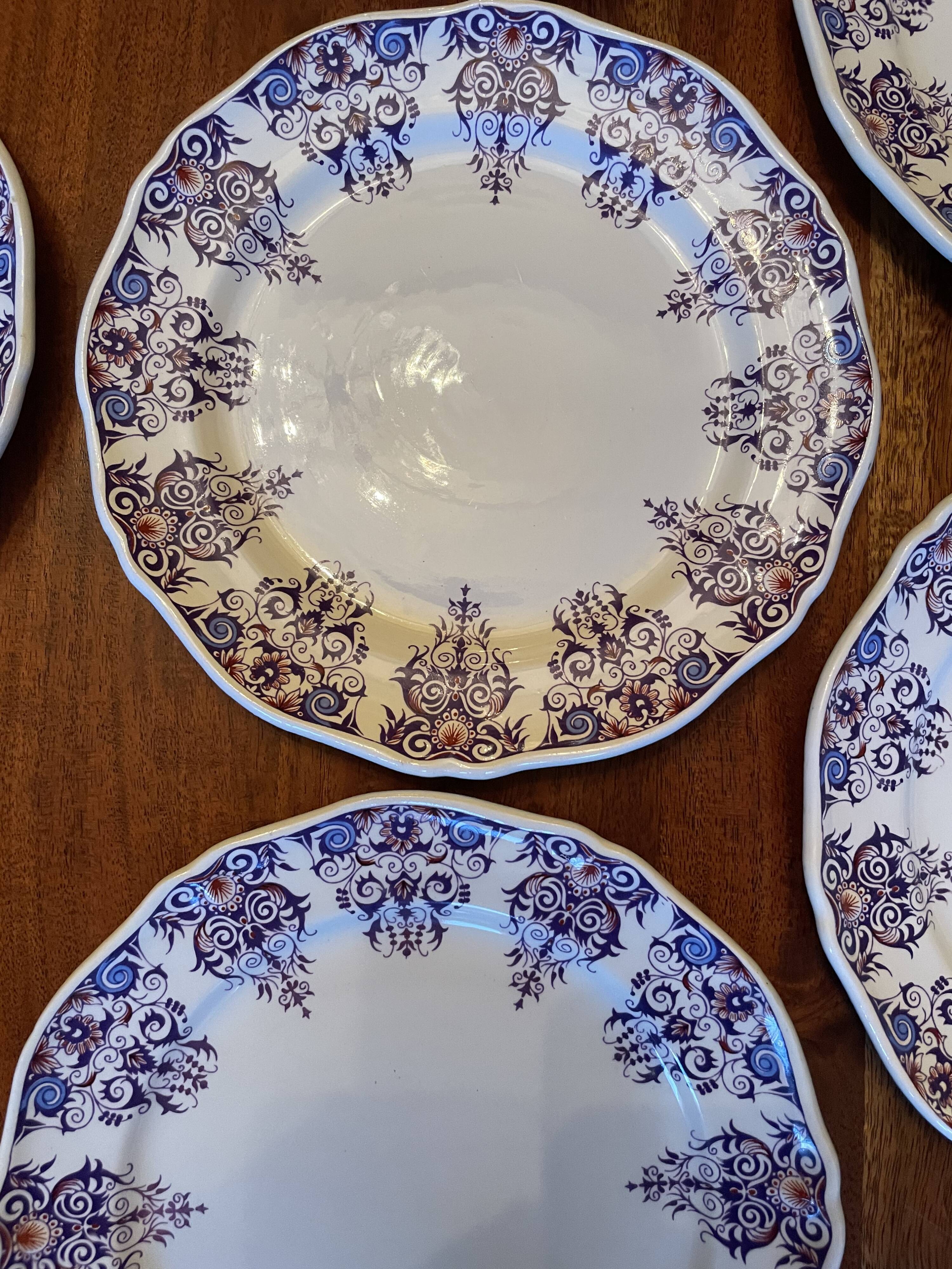 Set of 11 dessert plates St Amand Vieux Rouen