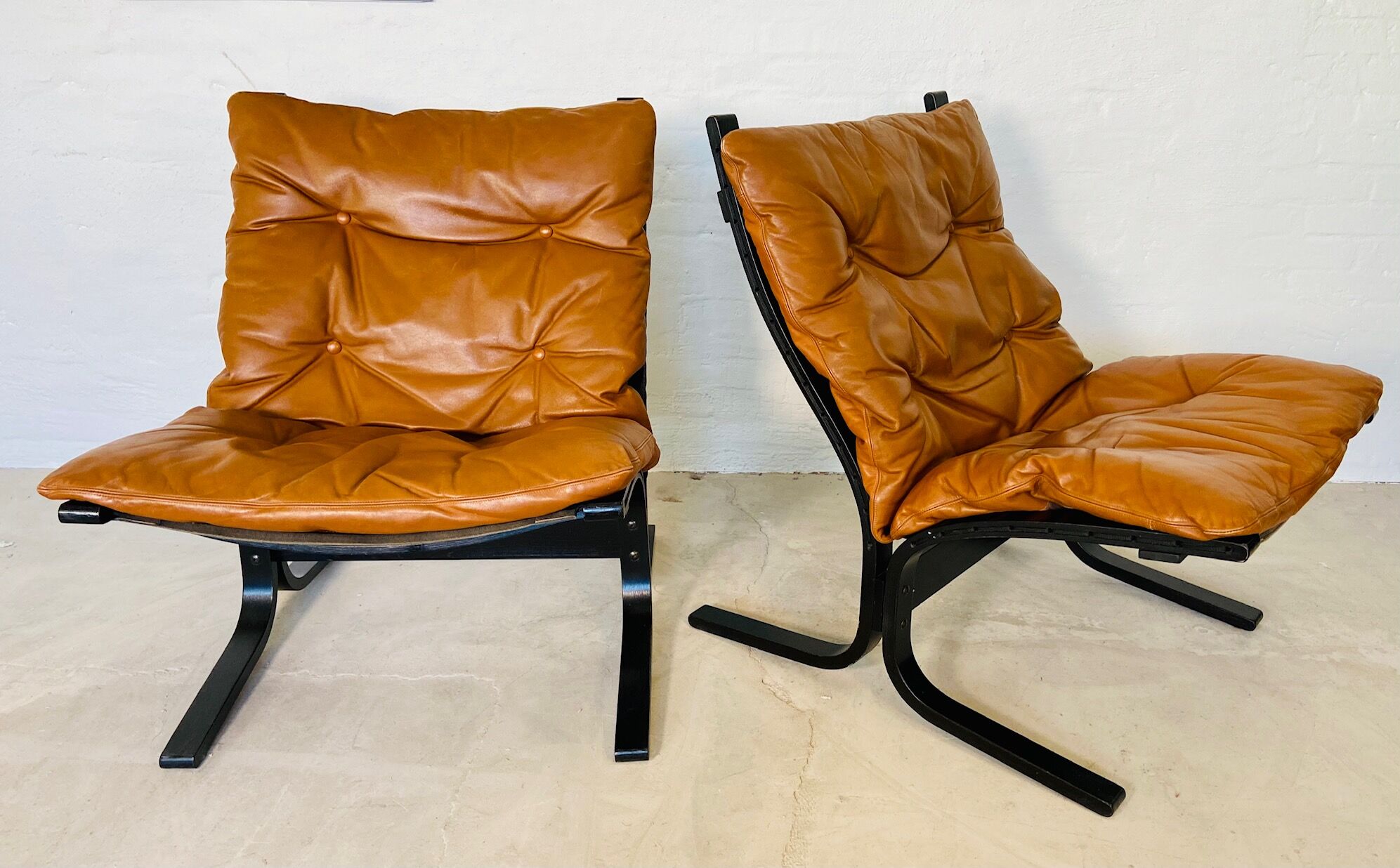 Vintage norwegian mid century leather Seista chairs by Ingmar Relling