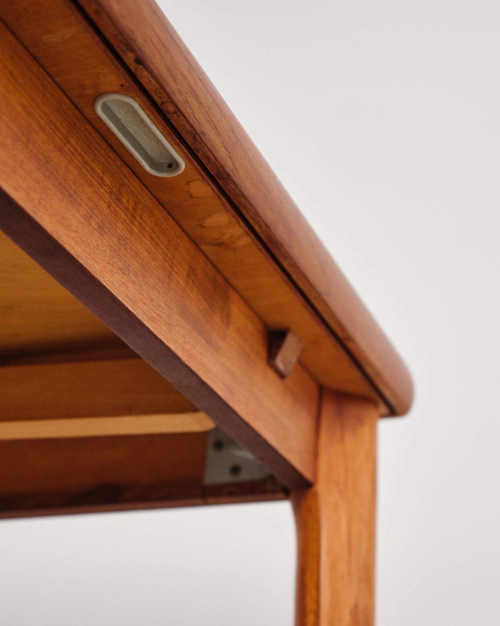 Table extensible par Henning Kjærnulf pour Vejle Stole, années 1960