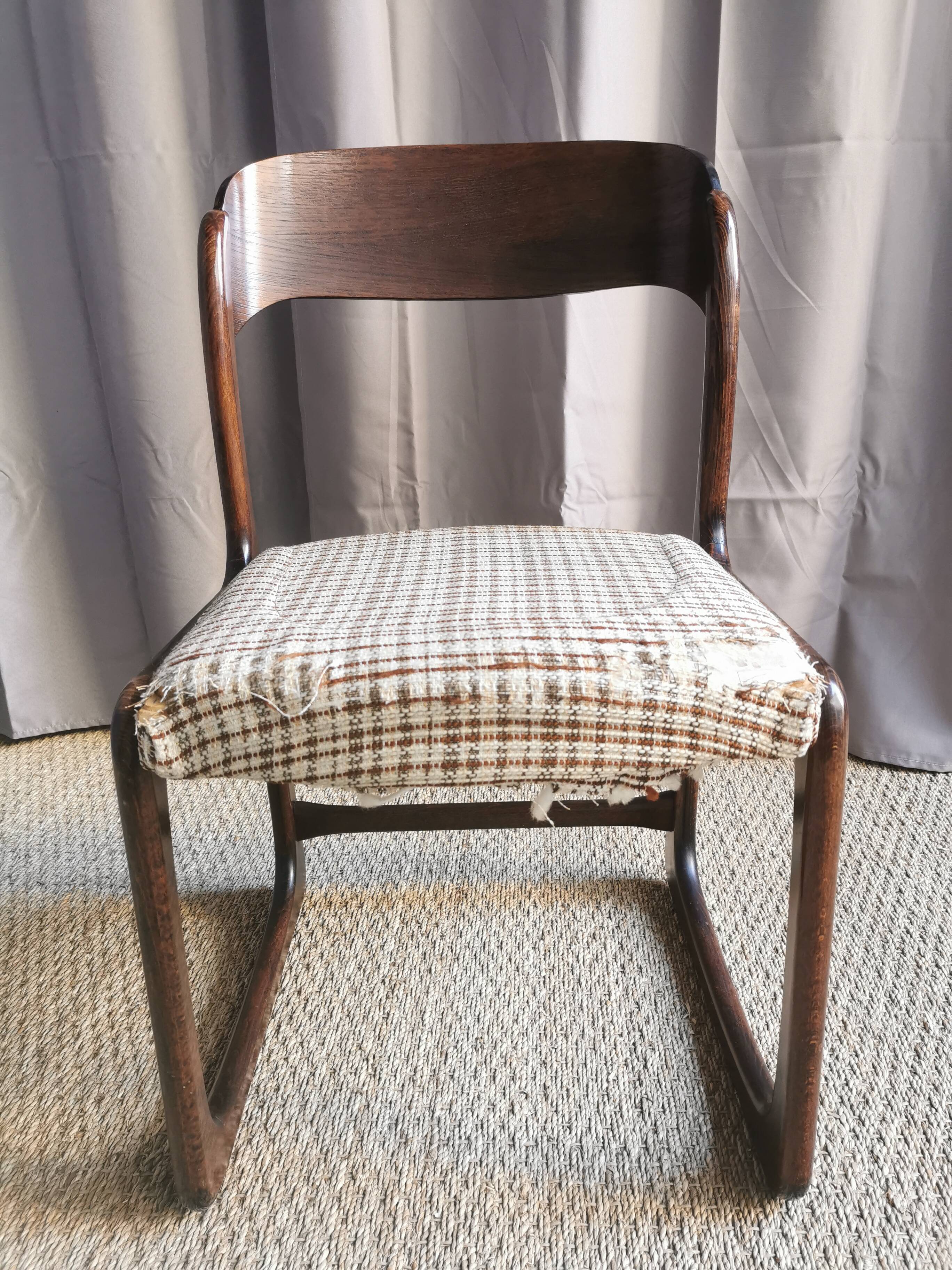 "Baumann" sled chair