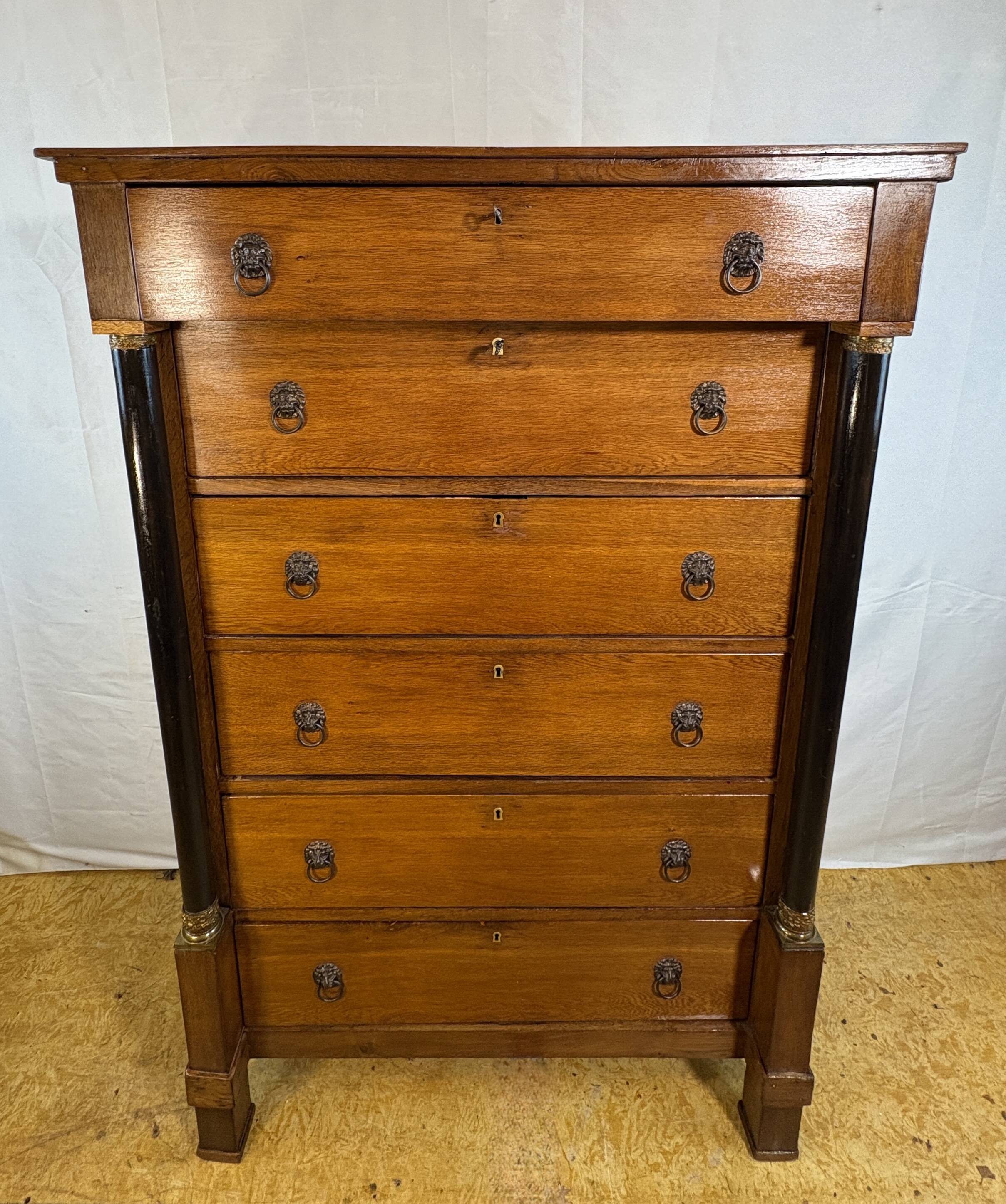 Chiffonier en chêne néerlandais antique Empire vers 1820